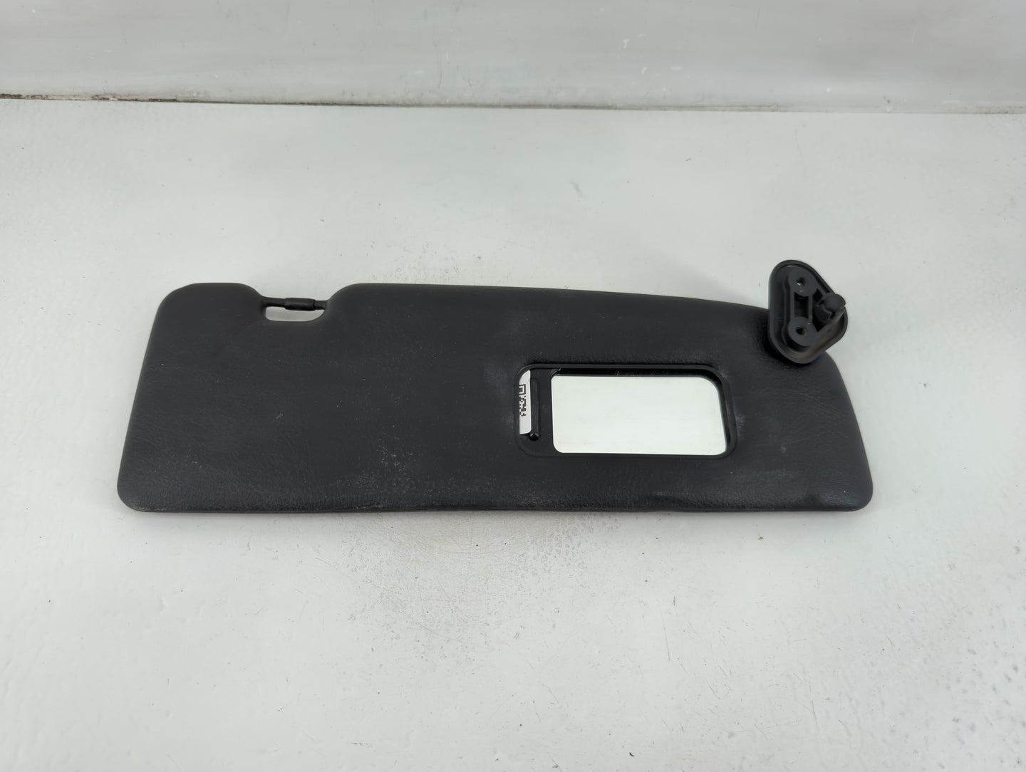 2001-2006 Bmw 330i Sun Visor Shade Replacement Passenger Right Mirror Fits Fits 2001 2002 2003 2004 2005 2006 OEM Used Auto Parts - Oemusedautoparts1.com