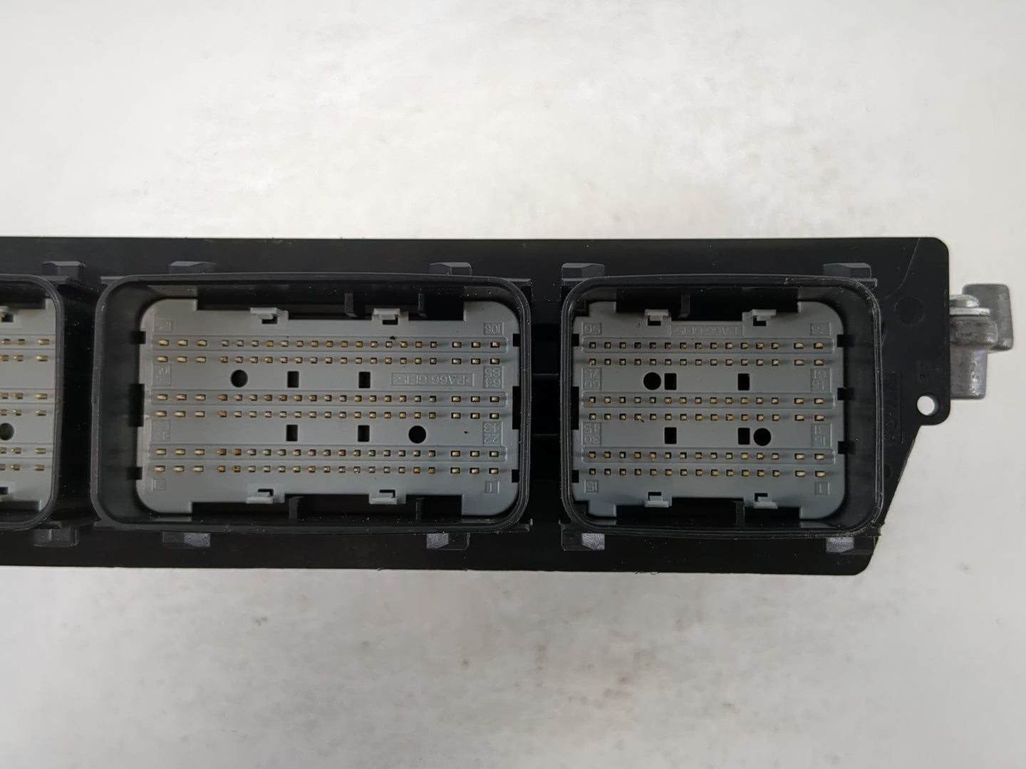 2020-2022 Ford Explorer PCM Engine Control Computer ECU ECM PCU OEM P/N:LB5A-12A650-SB Fits Fits 2020 2021 2022 OEM Used Auto Parts - Oemusedautoparts1.com