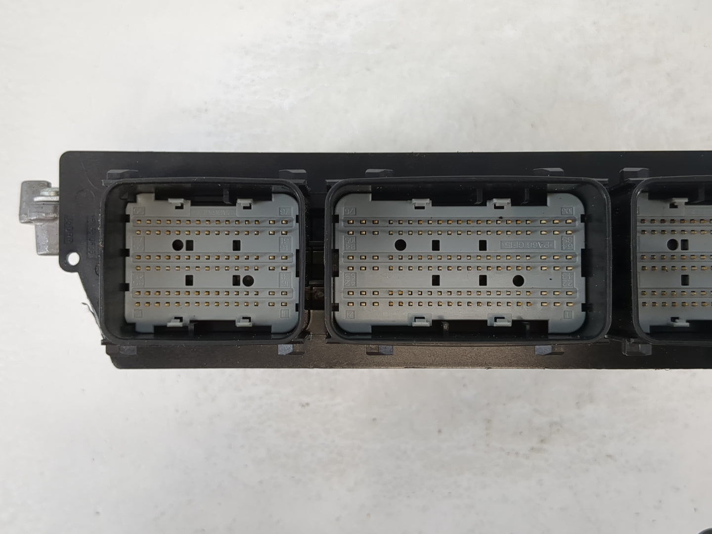 2020-2022 Ford Explorer PCM Engine Control Computer ECU ECM PCU OEM P/N:LB5A-12A650-SB Fits Fits 2020 2021 2022 OEM Used Auto Parts - Oemusedautoparts1.com