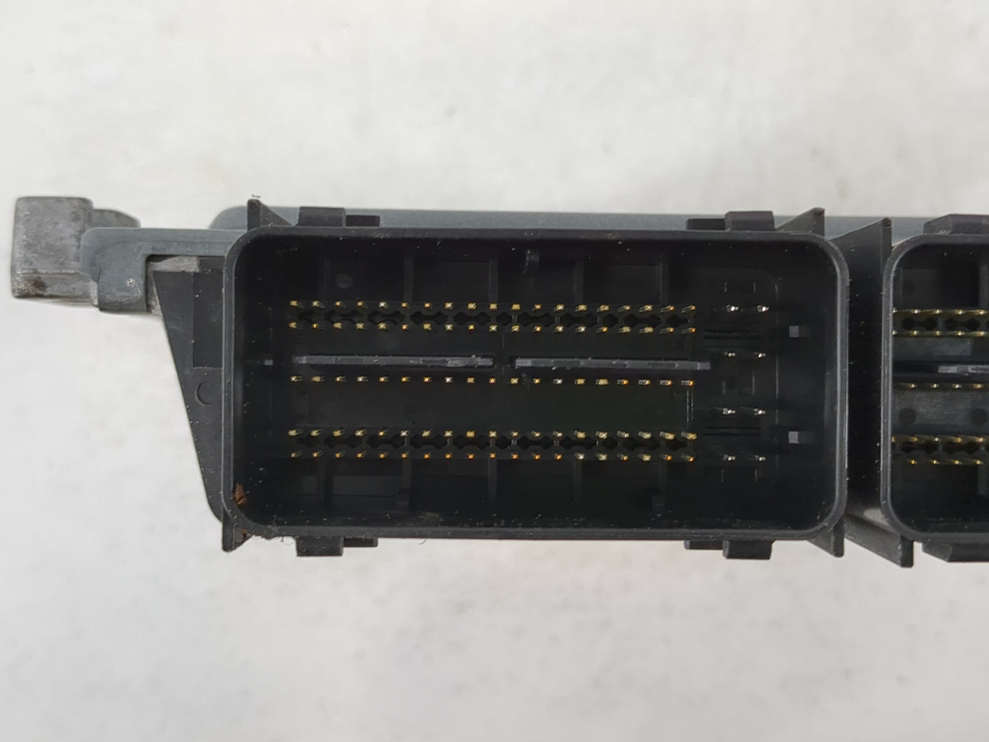 2016-2019 Ford Explorer PCM Engine Control Computer ECU ECM PCU OEM P/N:A6SXU2456CT00 Fits Fits 2015 2016 2017 2018 2019 OEM Used Auto Parts - Oemusedautoparts1.com