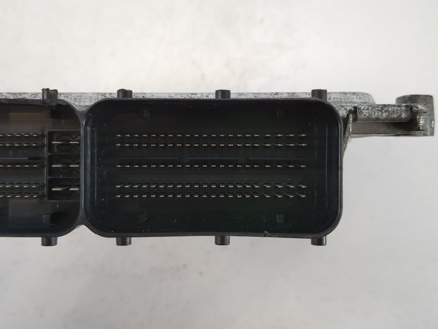 2016-2018 Kia Optima PCM Engine Control Computer ECU ECM PCU OEM P/N:39108 2GGC1 39138 2GGC1 Fits Fits 2016 2017 2018 OEM Used Auto Parts - Oemusedautoparts1.com