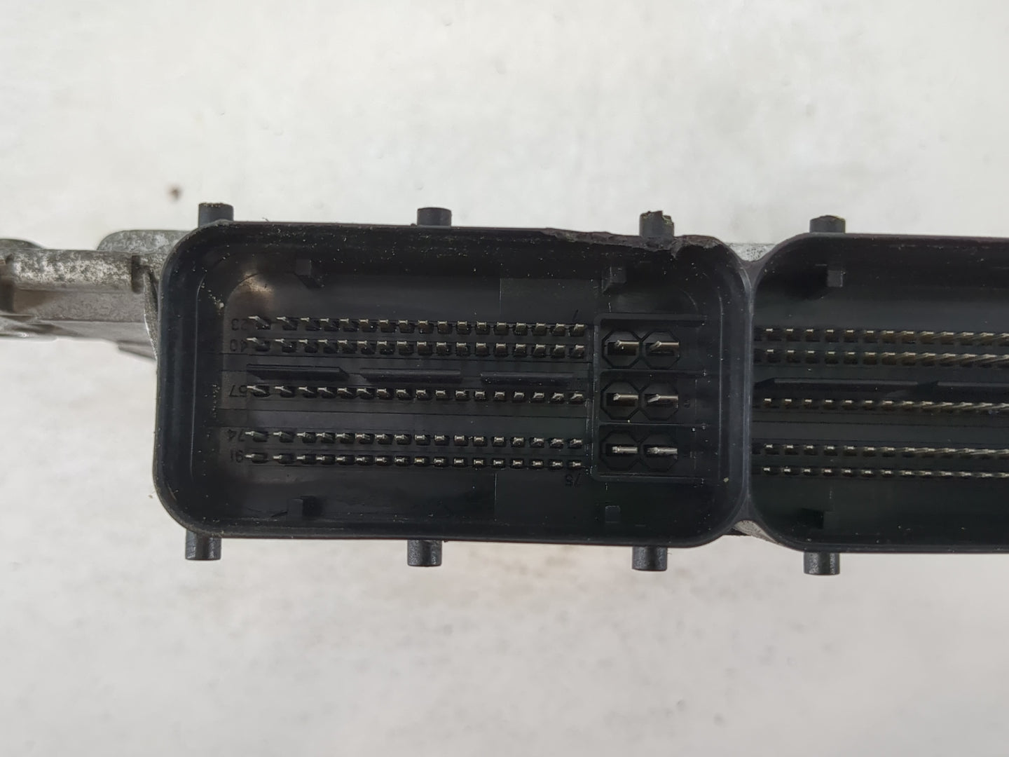 2016-2018 Kia Optima PCM Engine Control Computer ECU ECM PCU OEM P/N:39108 2GGC1 39138 2GGC1 Fits Fits 2016 2017 2018 OEM Used Auto Parts - Oemusedautoparts1.com