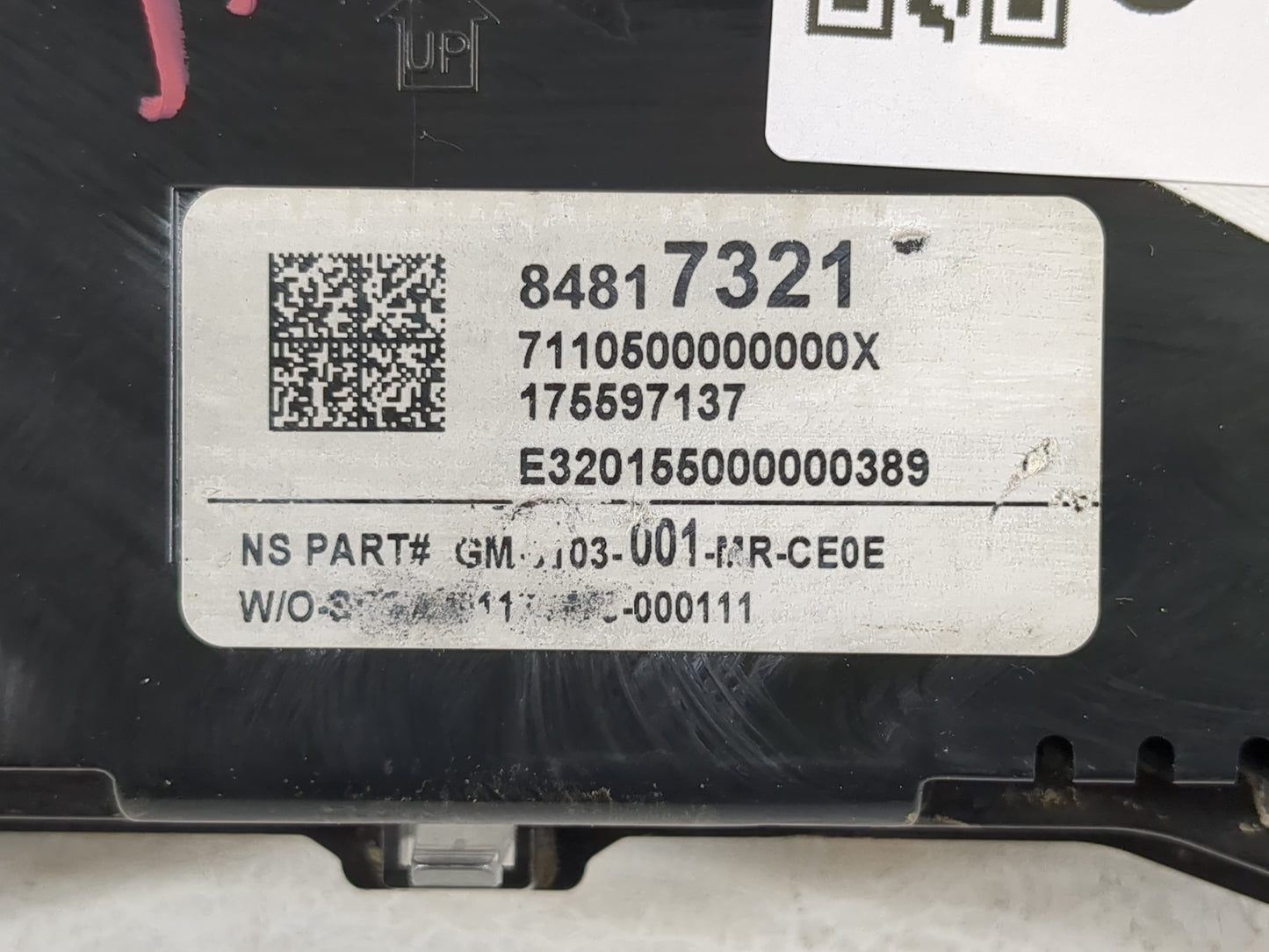 2020-2021 Chevrolet Traverse Instrument Cluster Speedometer Gauges P/N:84817321 Fits Fits 2020 2021 OEM Used Auto Parts