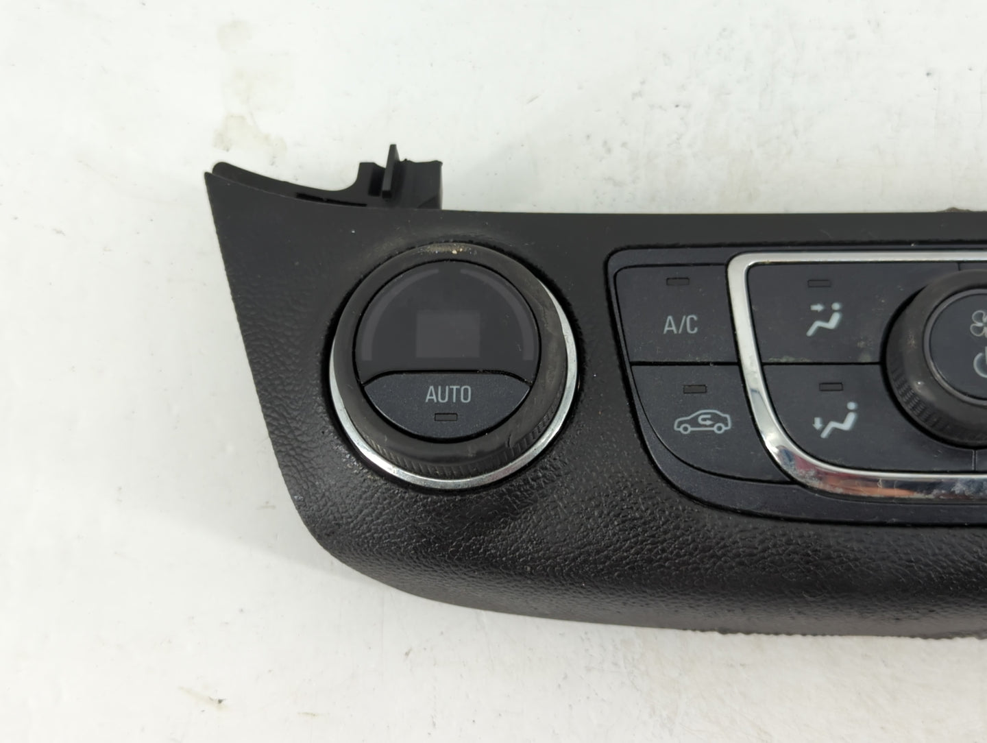2014-2020 Chevrolet Impala Climate Control Module Temperature AC/Heater Replacement P/N:23453509 Fits OEM Used Auto Parts - Oemusedautoparts1.com