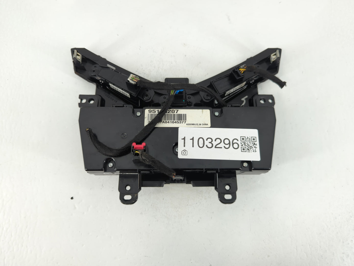 2012-2016 Chevrolet Cruze Climate Control Module Temperature AC/Heater Replacement P/N:95146207 Fits Fits 2012 2013 2014 2015 2016 OEM Used Auto Parts - Oemusedautoparts1.com