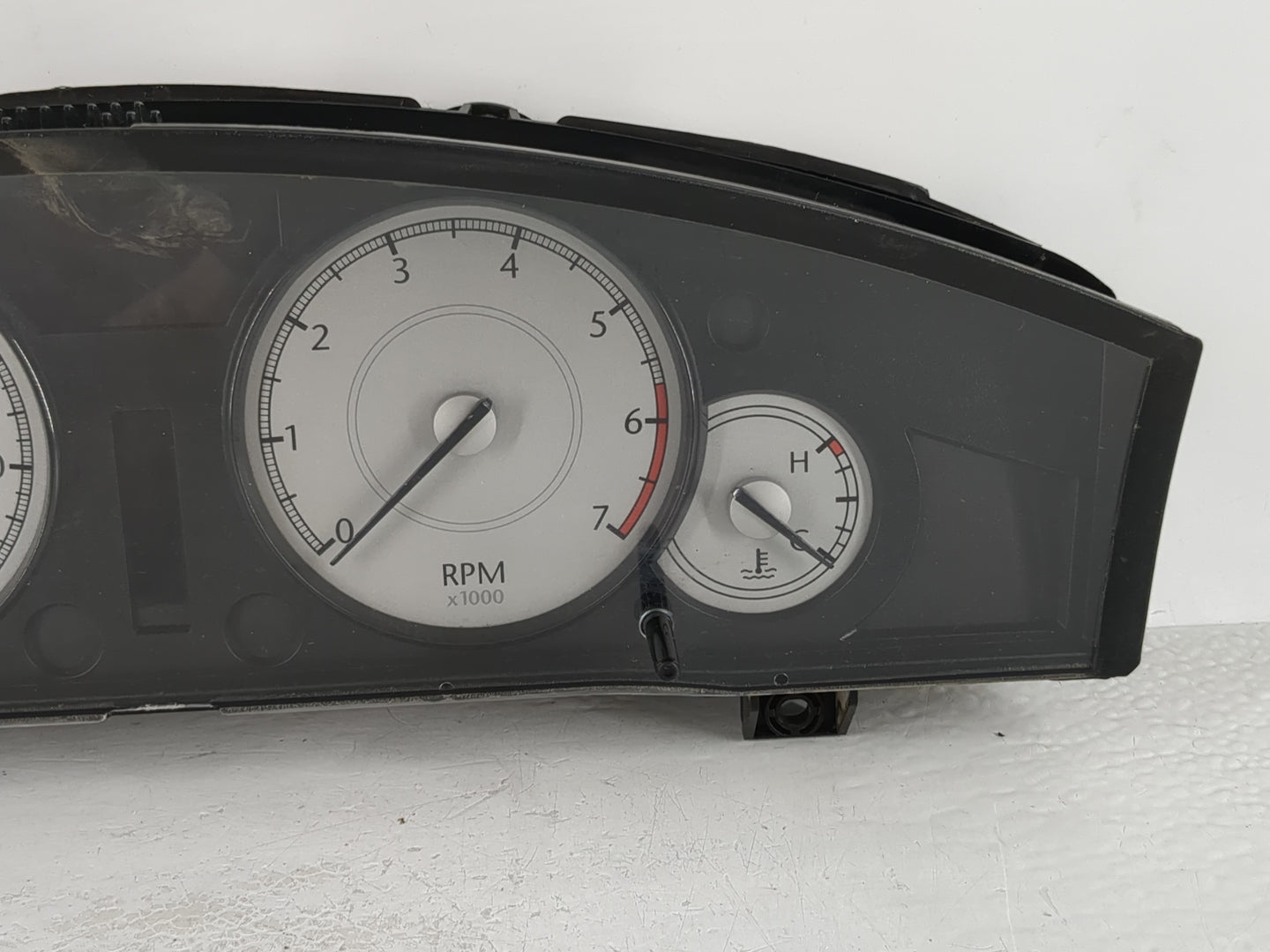2014-2015 Ford Explorer Instrument Cluster Speedometer Gauges P/N:P05172058AF Fits Fits 2014 2015 OEM Used Auto Parts - Oemusedautoparts1.com