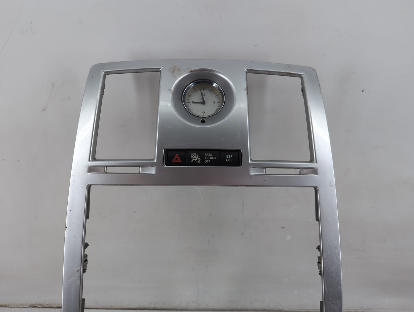 2005-2007 Chrysler 300 Climate Control Module Temperature AC/Heater Replacement P/N:P04596495AH Fits Fits 2005 2006 2007 OEM Used Auto Parts