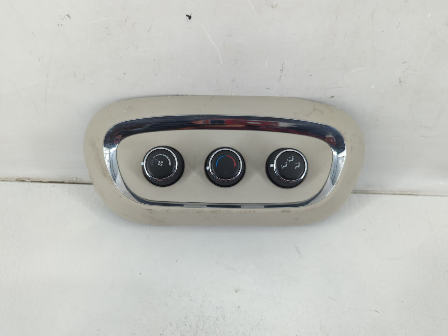 2017 Dodge Durango Climate Control Module Temperature AC/Heater Replacement P/N:T033700114 68330873AA Fits OEM Used Auto Parts