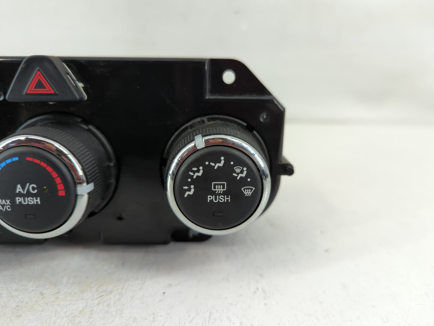 2015 Dodge Ram 1500 Climate Control Module Temperature AC/Heater Replacement P/N:P68236776AB Fits OEM Used Auto Parts