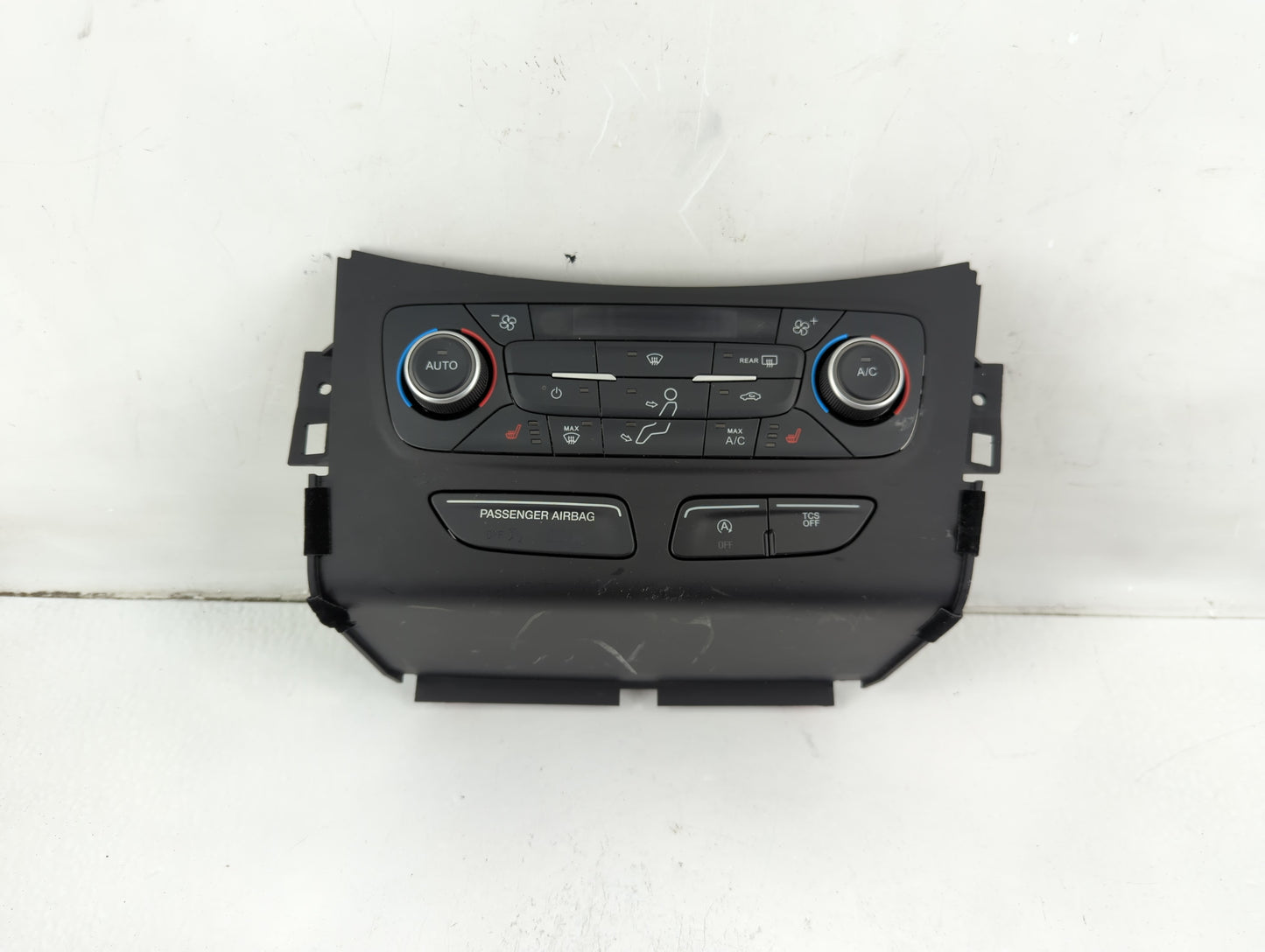 2018-2019 Ford Escape Climate Control Module Temperature AC/Heater Replacement P/N:GJ5T-18C612-CJ Fits Fits 2018 2019 OEM Used Auto Parts - Oemusedautoparts1.com