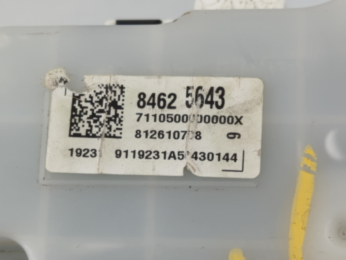 2019-2022 Chevrolet Equinox Instrument Cluster Speedometer Gauges P/N:84625643 Fits Fits 2019 2020 2021 2022 OEM Used Auto Parts