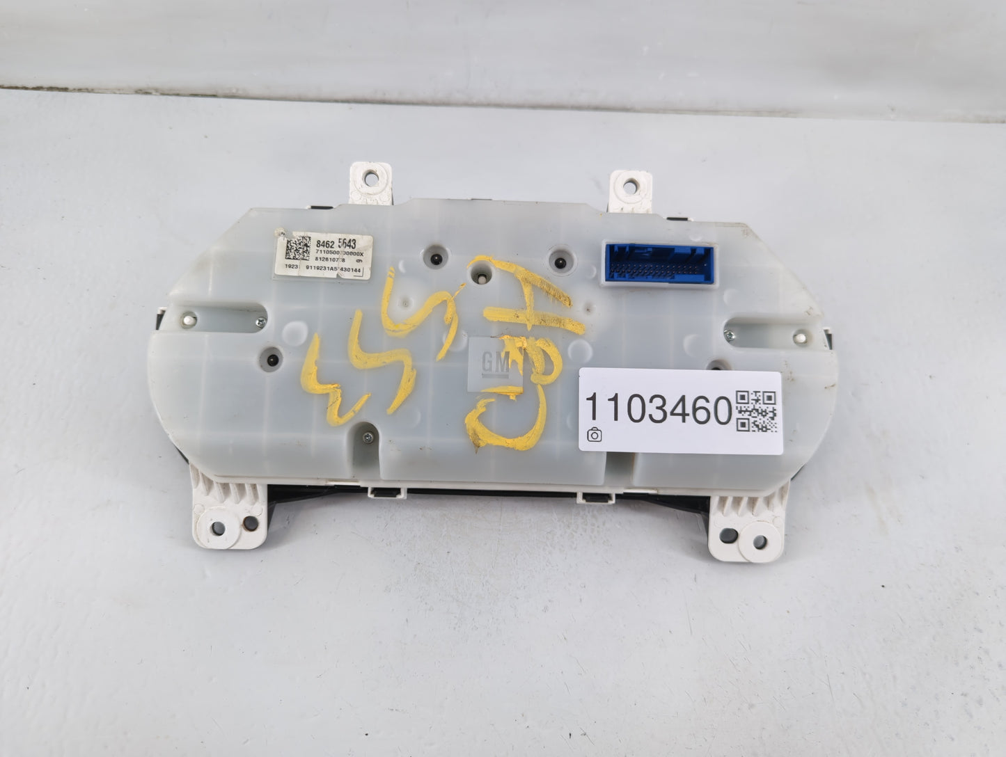 2019-2022 Chevrolet Equinox Instrument Cluster Speedometer Gauges P/N:84625643 Fits Fits 2019 2020 2021 2022 OEM Used Auto Parts