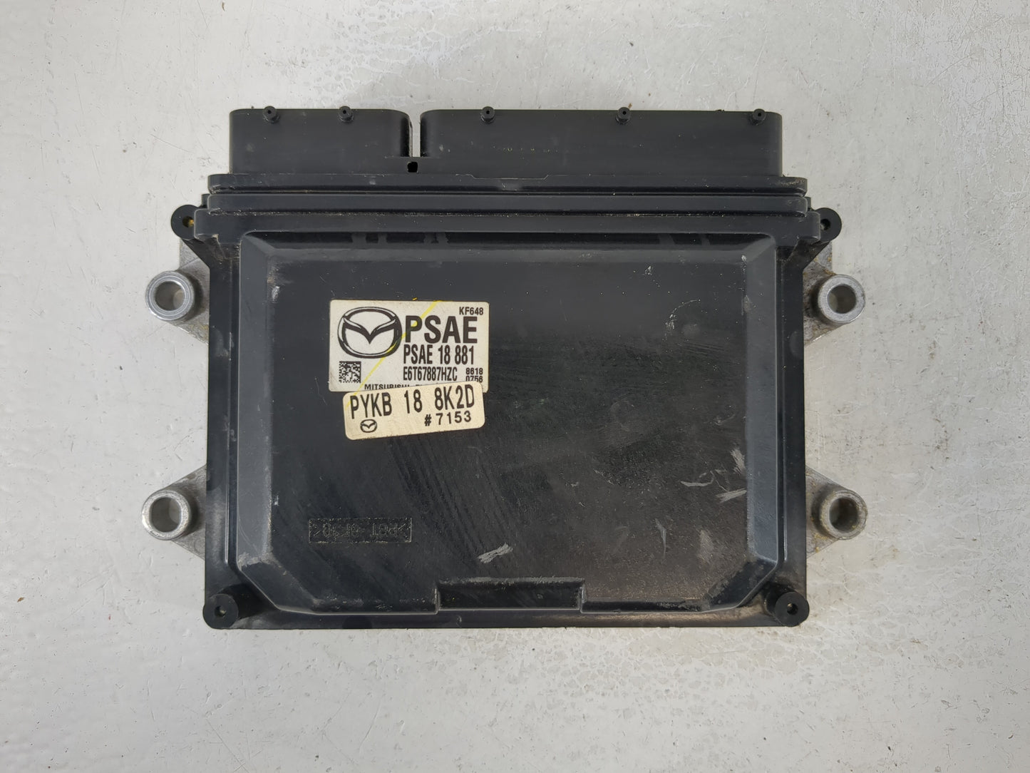 2017-2018 Mazda 3 PCM Engine Control Computer ECU ECM PCU OEM P/N:PSAE 18 881 Fits Fits 2017 2018 OEM Used Auto Parts