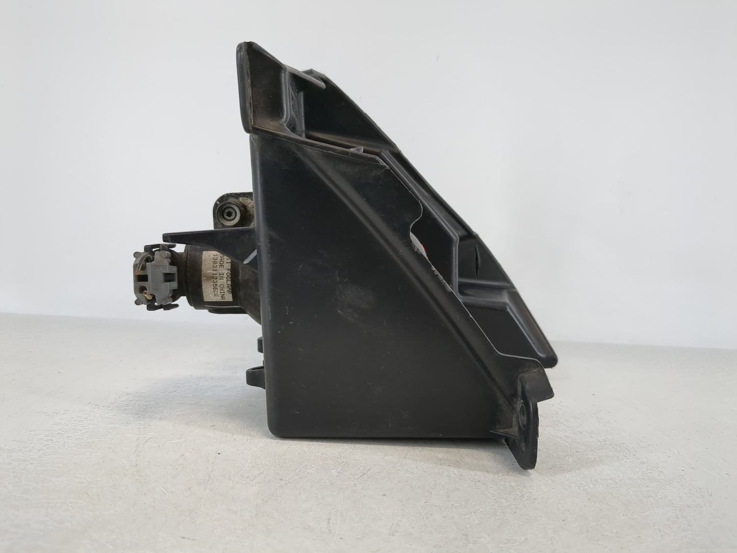 2006-2017 Ford Mustang Passenger Right Oem Front Light Lamp - Oemusedautoparts1.com