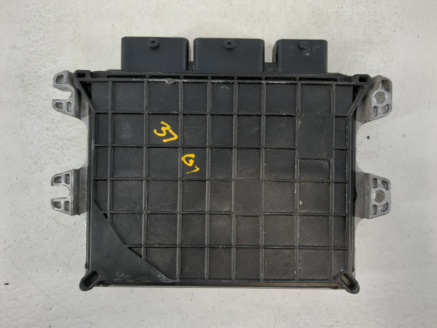 2018-2022 Nissan Rogue Sport PCM Engine Control Computer ECU ECM PCU OEM P/N:NEC034-623 NEC027-631 Fits OEM Used Auto Parts - Oemusedautoparts1.com