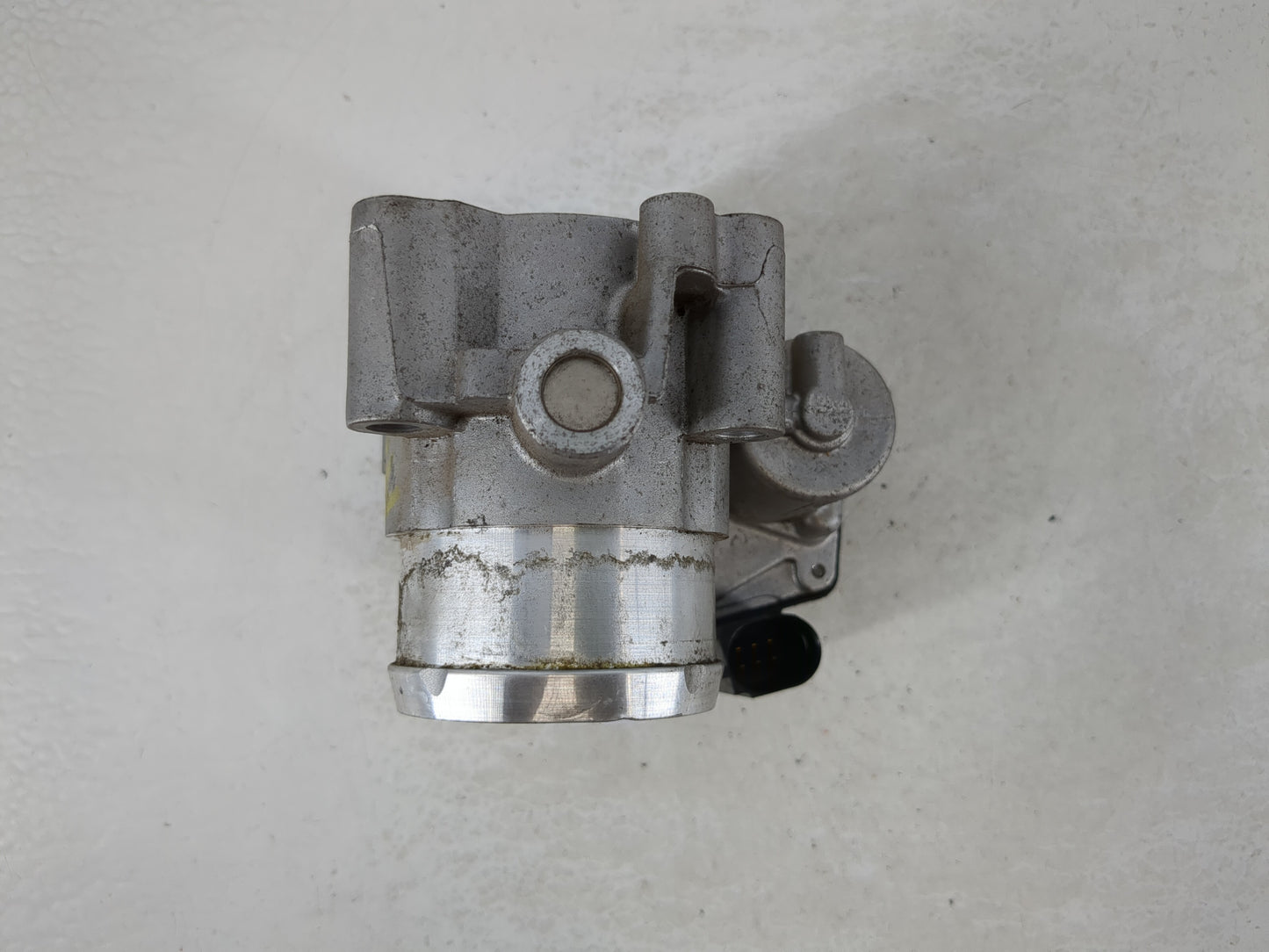 2014-2020 Ford Fusion Throttle Body P/N:DS7G-9F991-BB Fits Fits 2014 2015 2016 2017 2018 2019 2020 OEM Used Auto Parts