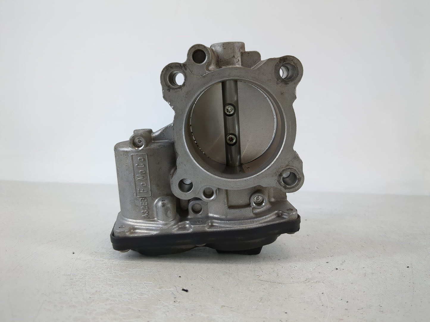 2014-2020 Ford Fusion Throttle Body P/N:DS7G-9F991-BB Fits Fits 2014 2015 2016 2017 2018 2019 2020 OEM Used Auto Parts