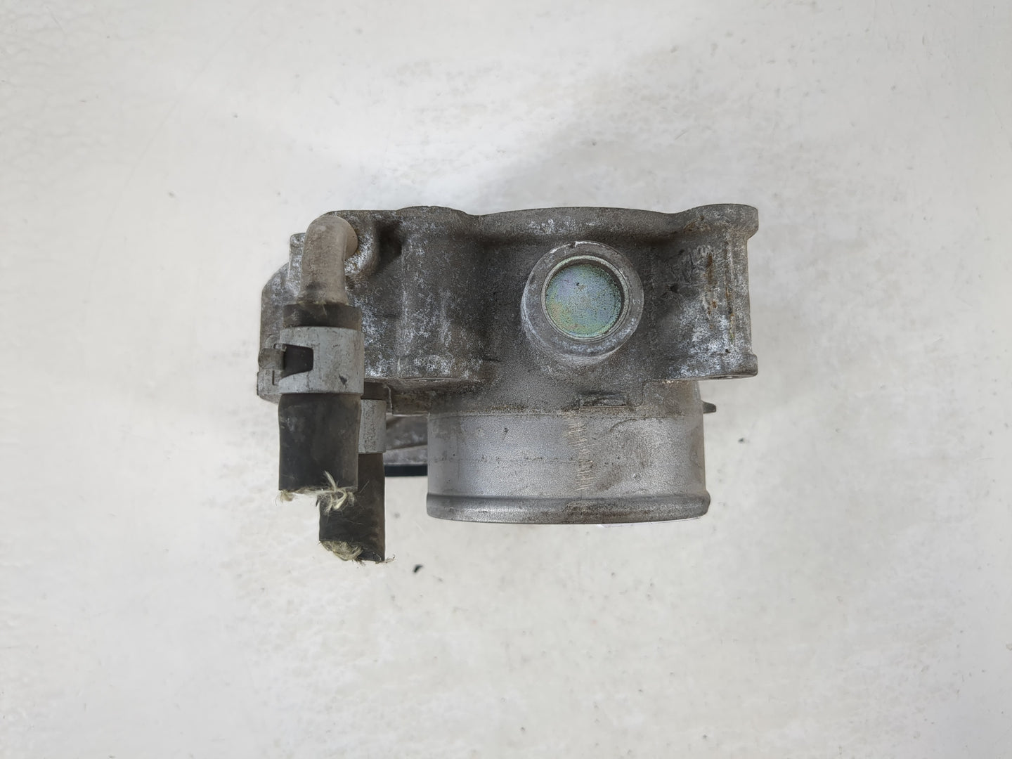 2013-2018 Nissan Altima Throttle Body P/N:3TA60-01 A Fits Fits 2013 2014 2015 2016 2017 2018 2019 2020 OEM Used Auto Parts - Oemusedautoparts1.com