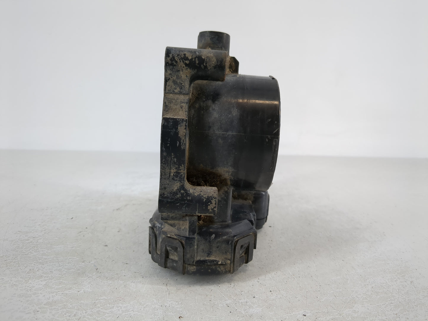 2008 Dodge Caravan Throttle Body P/N:04593858AA Fits Fits 2009 2010 2011 OEM Used Auto Parts