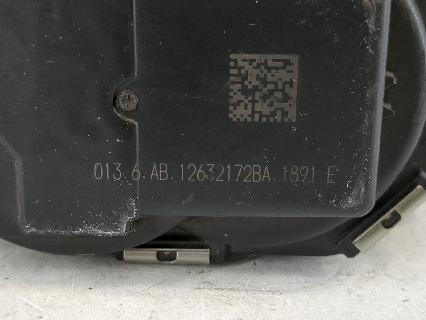 2017-2022 Chevrolet Traverse Throttle Body P/N:12632172BA Fits Fits 2012 2013 2014 2015 2016 2017 2018 2019 2020 2021 2022 OEM Used Auto Parts - Oemusedautoparts1.com