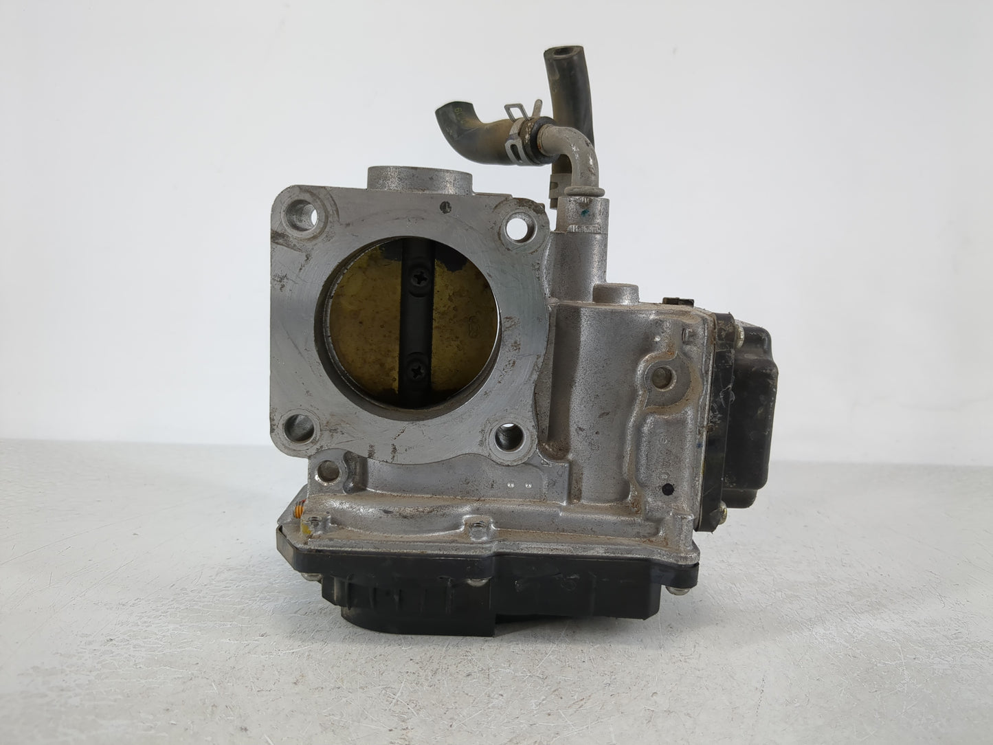 2016-2022 Honda Civic Throttle Body P/N:M222858562707 Fits Fits 2016 2017 2018 2019 2020 2021 2022 OEM Used Auto Parts - Oemusedautoparts1.com
