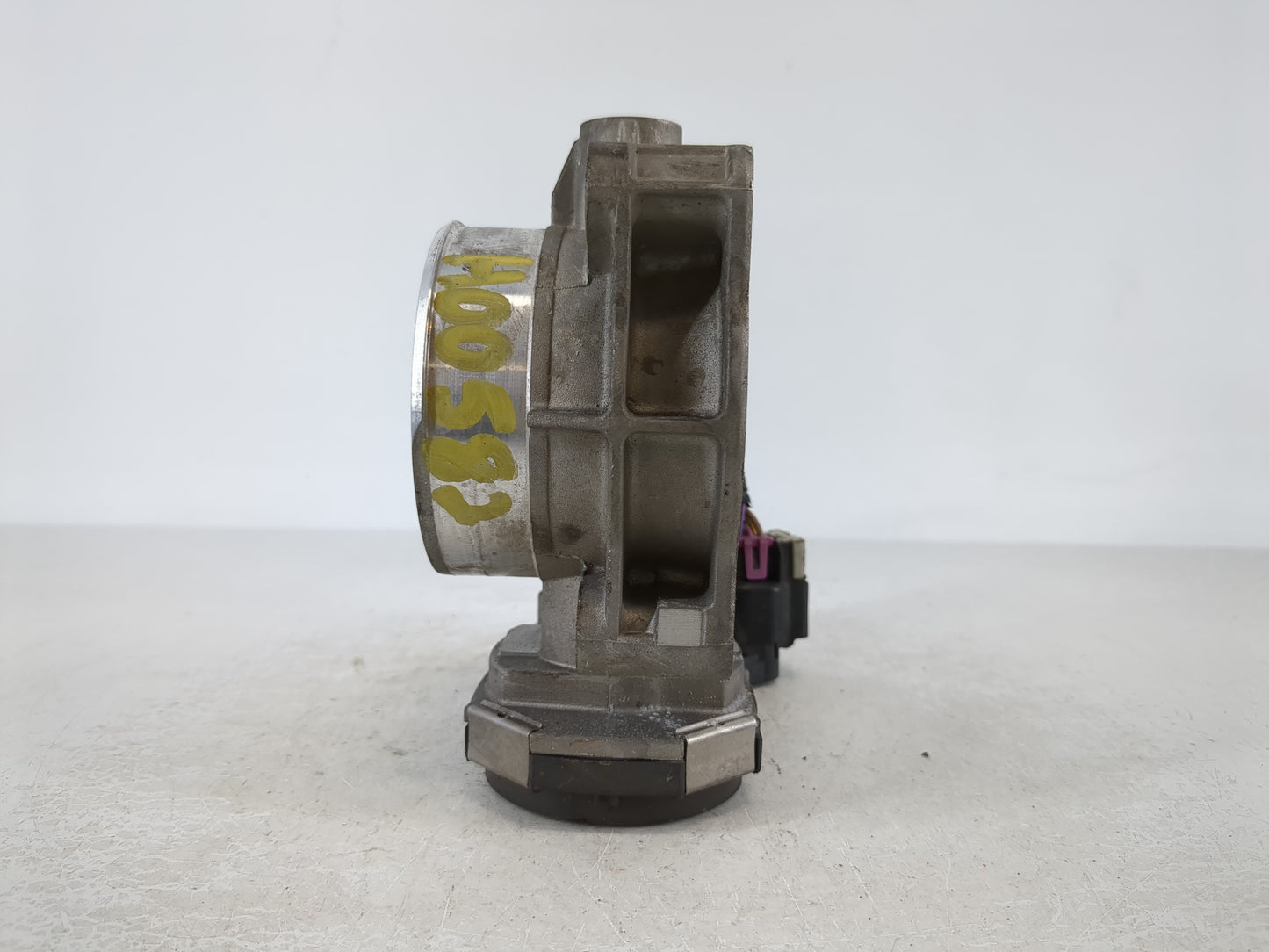 2010-2012 Gmc Terrain Throttle Body P/N:91AA 994AA Fits Fits 2007 2008 2009 2010 2011 2012 OEM Used Auto Parts