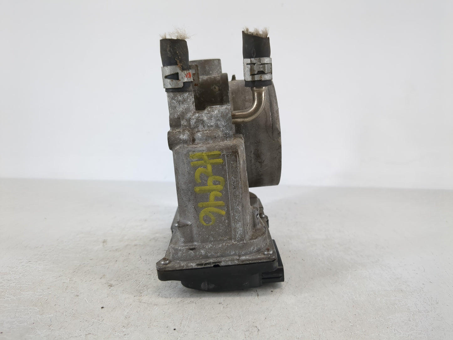 2008-2016 Toyota Highlander Throttle Body P/N:22030-0P050 Fits OEM Used Auto Parts