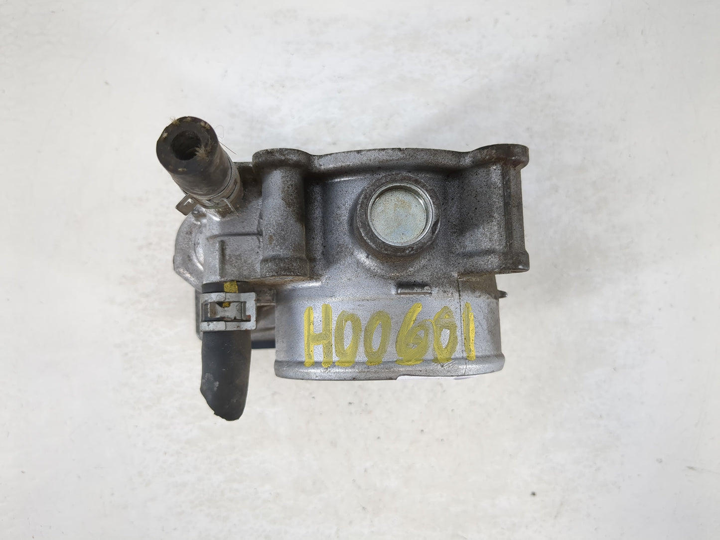 2016-2022 Lexus Rx350 Throttle Body P/N:22030-0P060 Fits Fits 2016 2017 2018 2019 2020 2021 2022 OEM Used Auto Parts