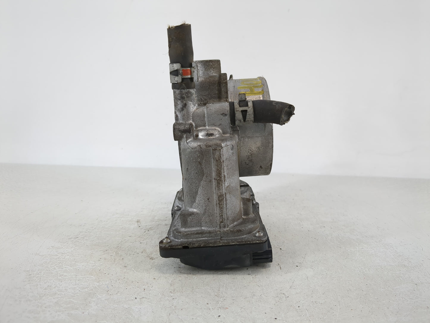 2016-2022 Lexus Rx350 Throttle Body P/N:22030-0P060 Fits Fits 2016 2017 2018 2019 2020 2021 2022 OEM Used Auto Parts