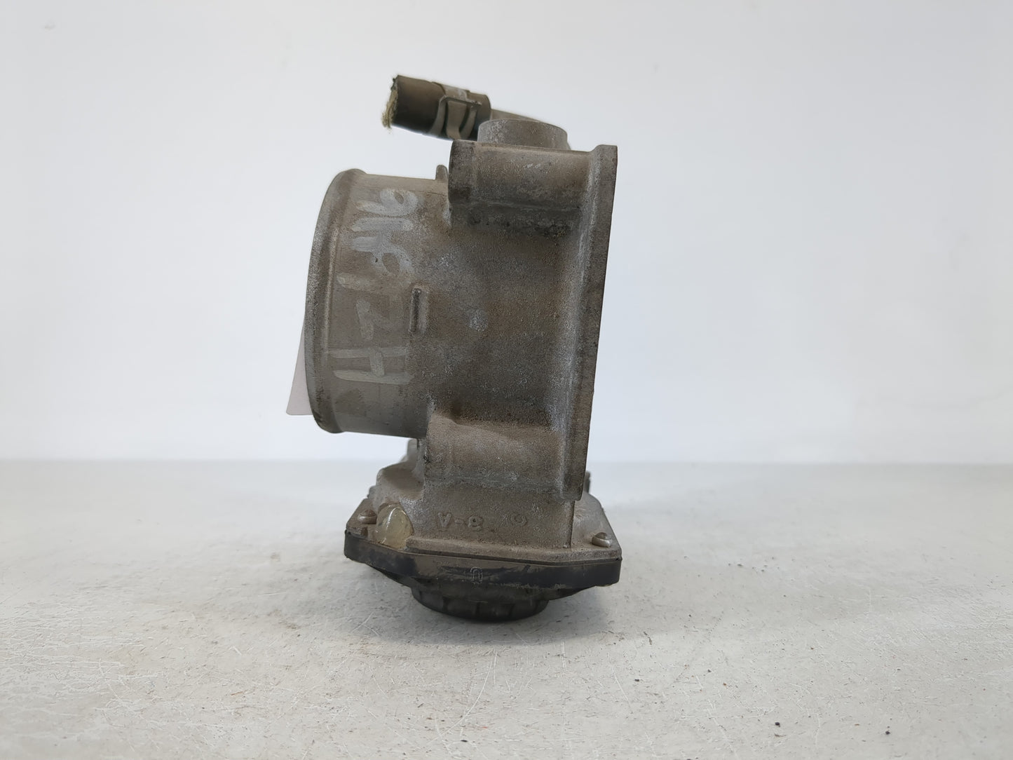 2017-2018 Nissan Rogue Sport Throttle Body P/N:4BA60-01 E Fits Fits 2017 2018 OEM Used Auto Parts - Oemusedautoparts1.com