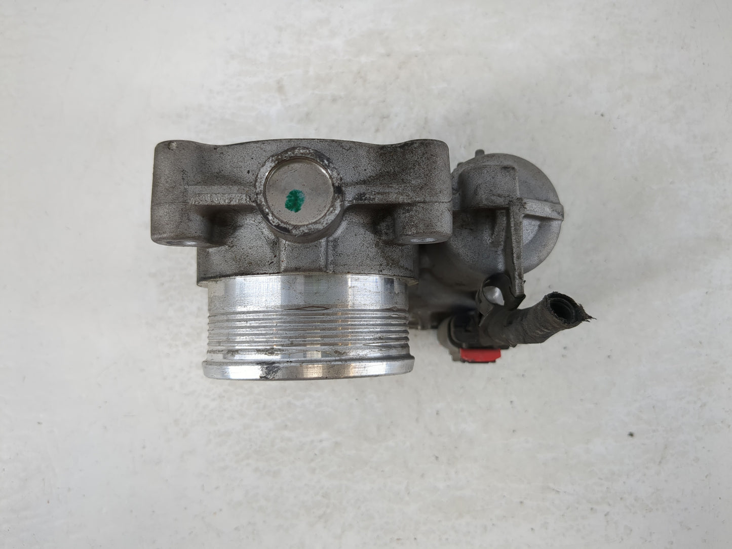 2017-2019 Ford Escape Throttle Body P/N:DS7E-9F991-BB Fits Fits 2014 2015 2016 2017 2018 2019 2020 2021 2022 OEM Used Auto Parts - Oemusedautoparts1.com