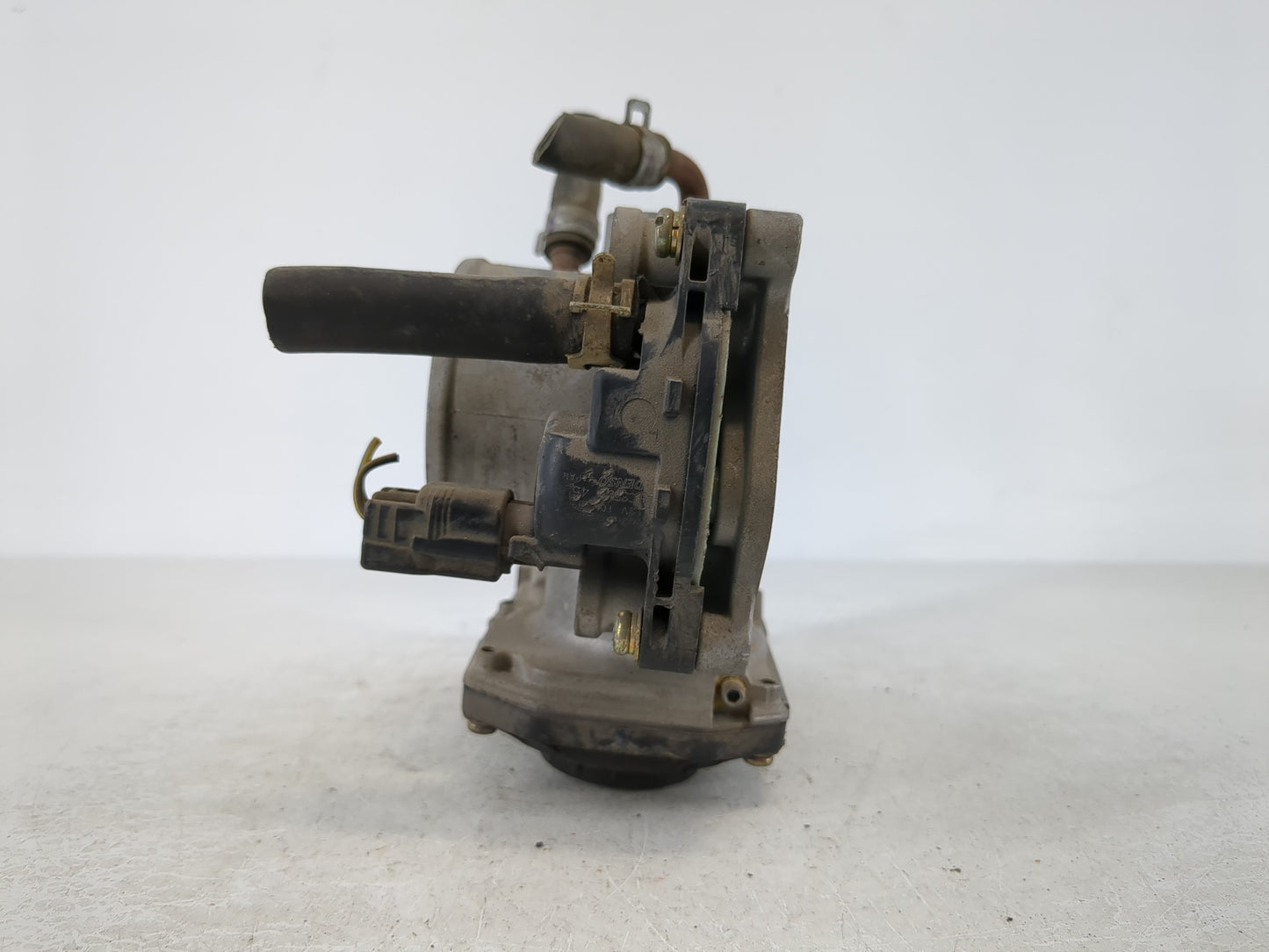 2006-2007 Honda Civic Throttle Body P/N:0530211 Fits Fits 2006 2007 OEM Used Auto Parts - Oemusedautoparts1.com