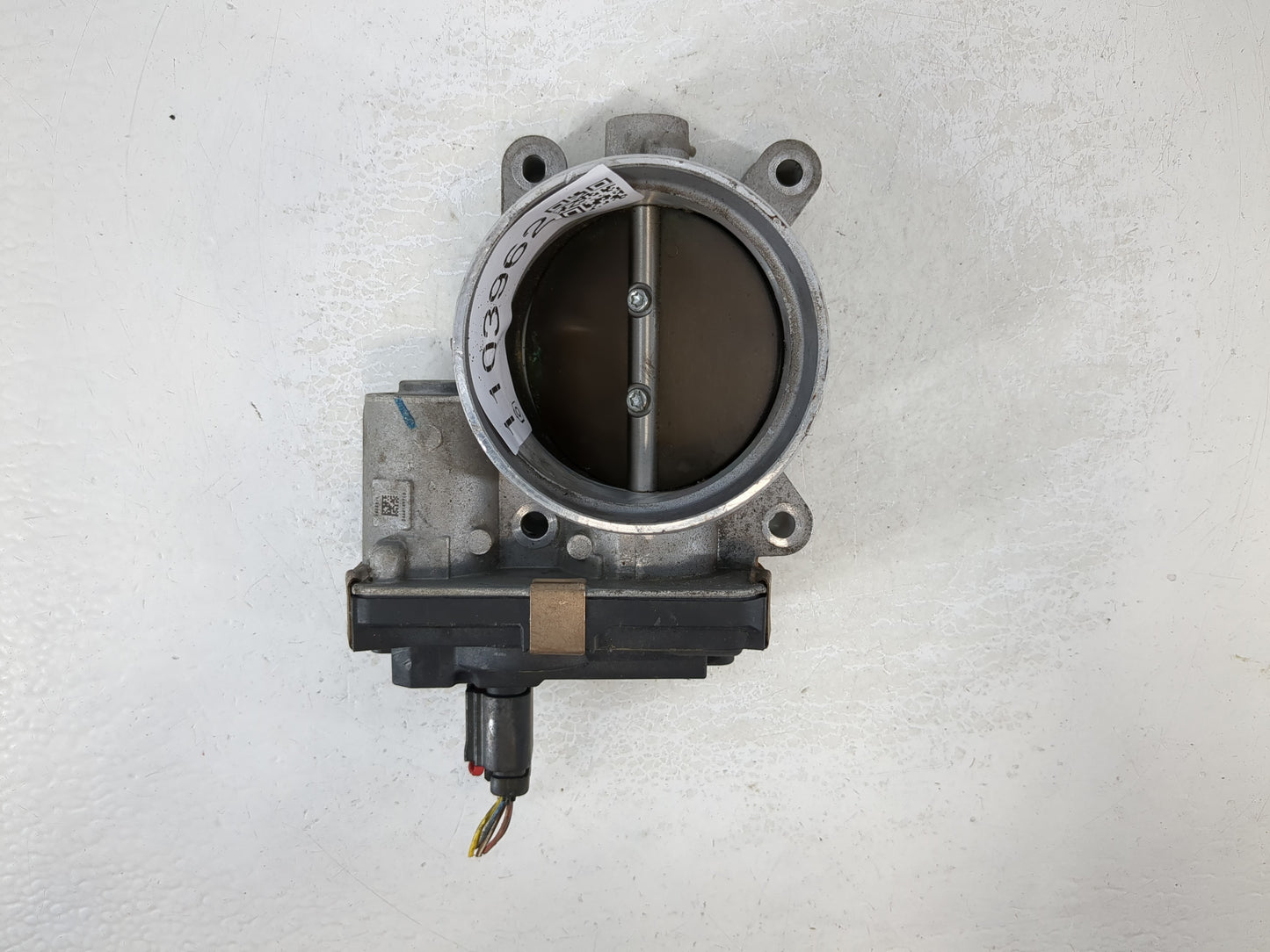 2014-2022 Chevrolet Silverado 1500 Throttle Body P/N:12617792 Fits Fits 2014 2015 2016 2017 2018 2019 2020 2021 2022 OEM Used Auto Parts - Oemusedautoparts1.com