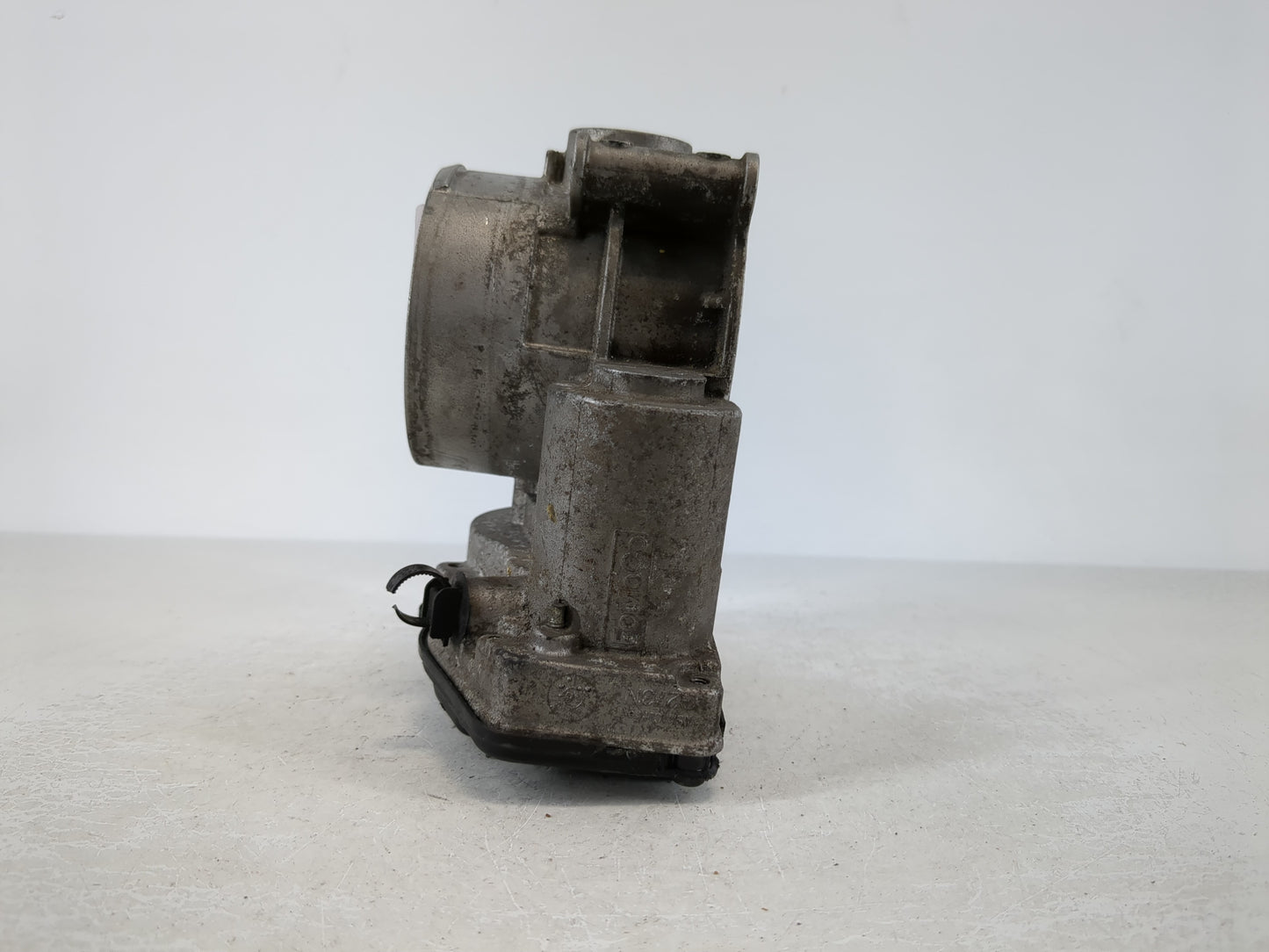 2015-2019 Ford Transit-250 Throttle Body P/N:AT4E-9F991-EL Fits Fits 2011 2012 2013 2014 2015 2016 2017 2018 2019 OEM Used Auto Parts - Oemusedautoparts1.com
