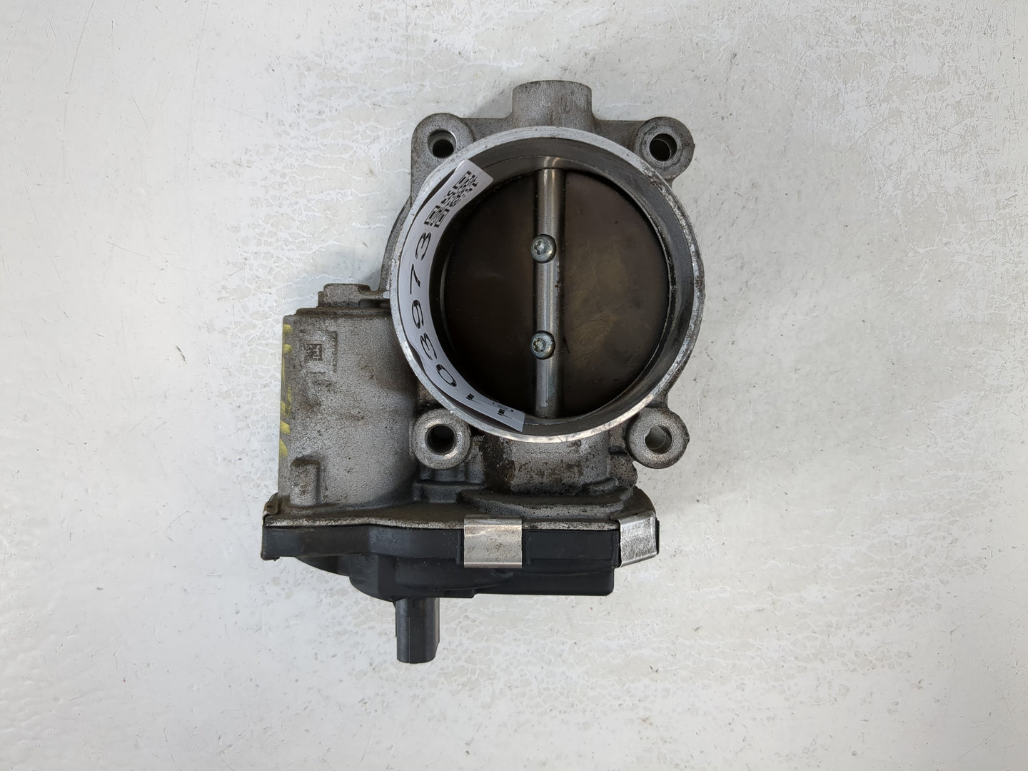 2014-2022 Chevrolet Silverado 1500 Throttle Body P/N:12676296AA Fits Fits 2014 2015 2016 2017 2018 2019 2020 2021 2022 OEM Used Auto Parts - Oemusedautoparts1.com