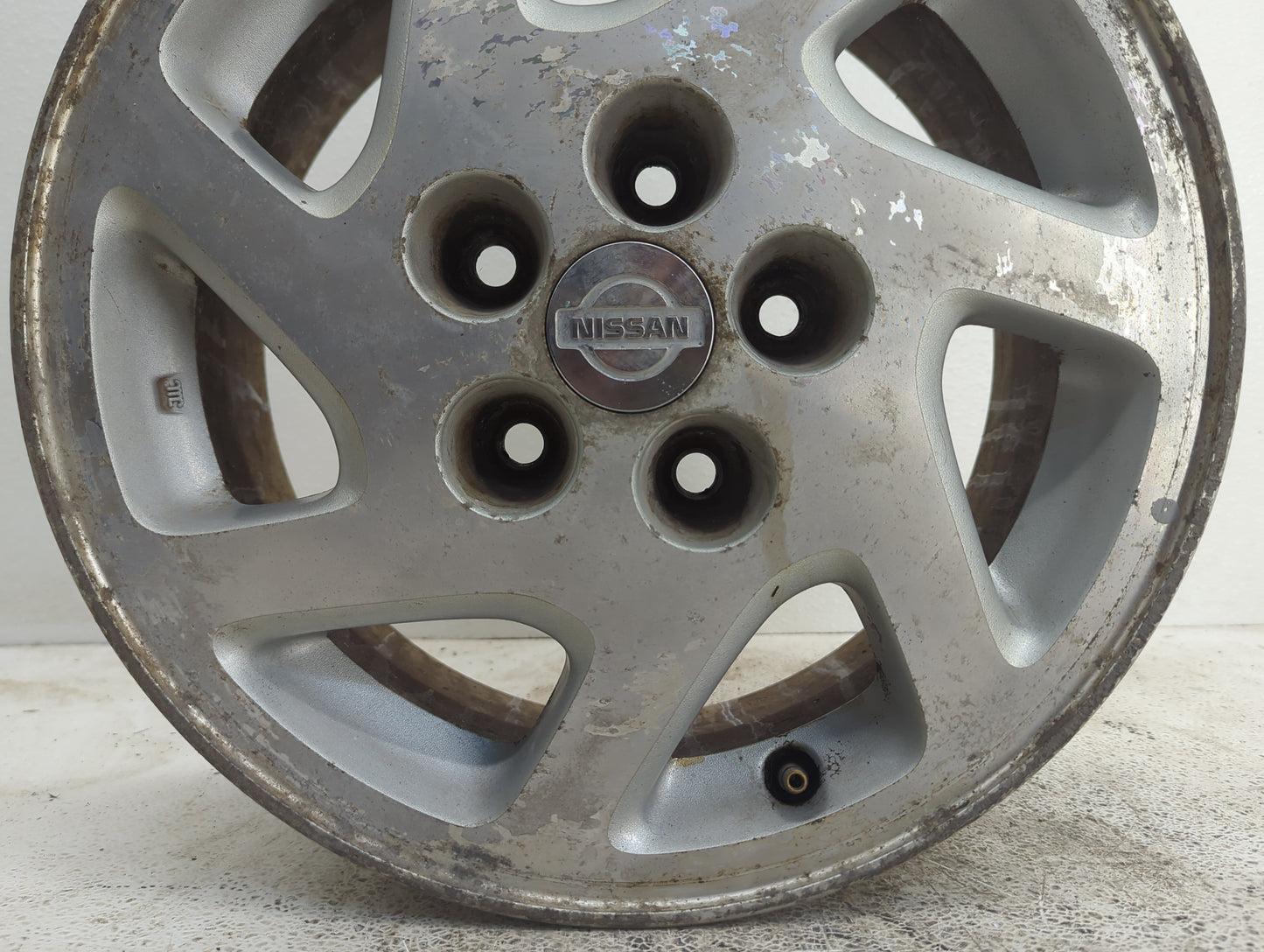 1995-1999 Nissan Maxima Oem Wheel Rim
