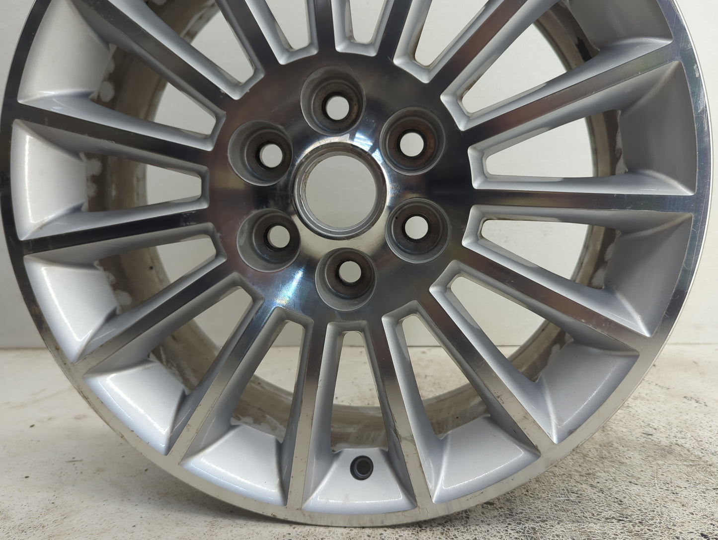 2008-2012 Buick Enclave Oem Wheel Rim