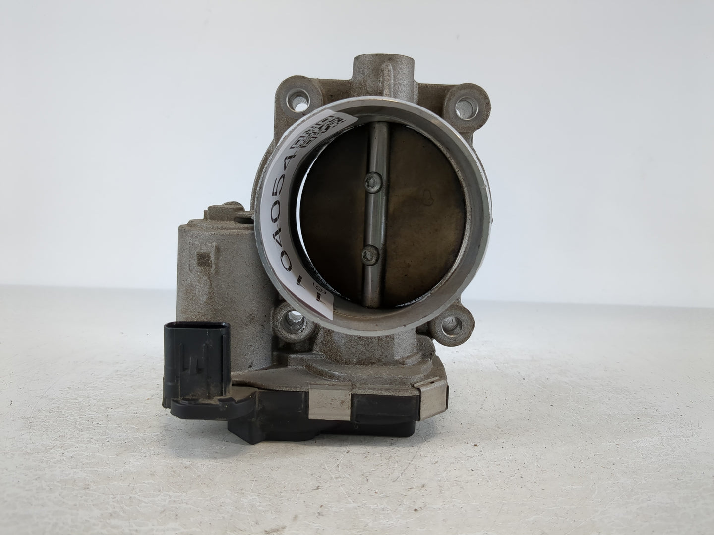 2017-2022 Chevrolet Traverse Throttle Body P/N:12632172BA Fits Fits 2012 2013 2014 2015 2016 2017 2018 2019 2020 2021 2022 OEM Used Auto Parts - Oemusedautoparts1.com