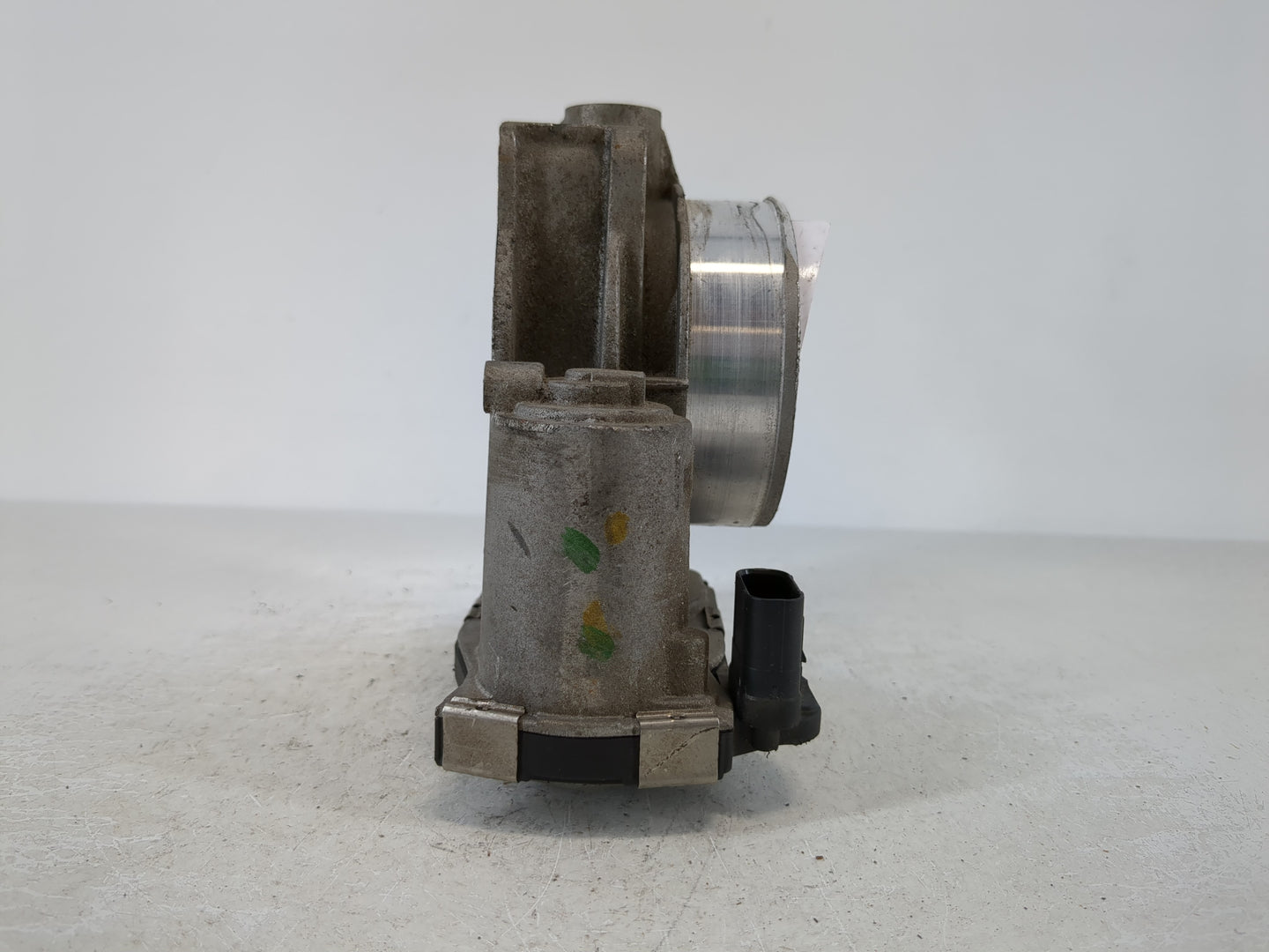 2017-2022 Chevrolet Traverse Throttle Body P/N:12632172BA Fits Fits 2012 2013 2014 2015 2016 2017 2018 2019 2020 2021 2022 OEM Used Auto Parts - Oemusedautoparts1.com