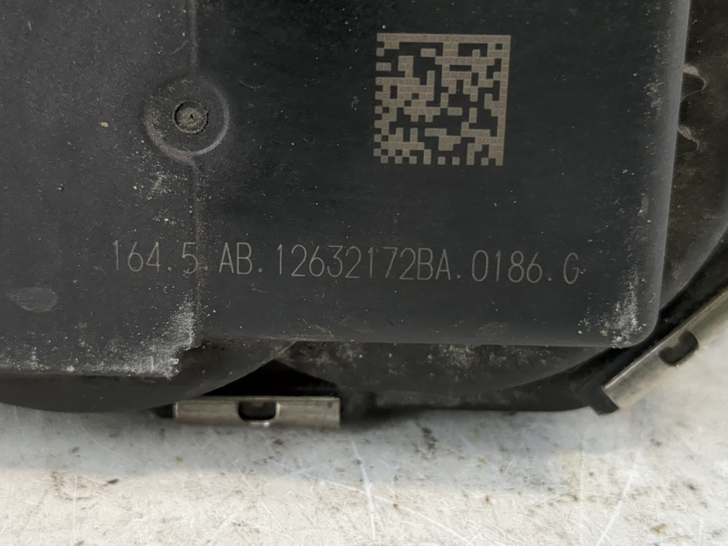 2017-2022 Chevrolet Traverse Throttle Body P/N:12632172BA Fits Fits 2012 2013 2014 2015 2016 2017 2018 2019 2020 2021 2022 OEM Used Auto Parts - Oemusedautoparts1.com