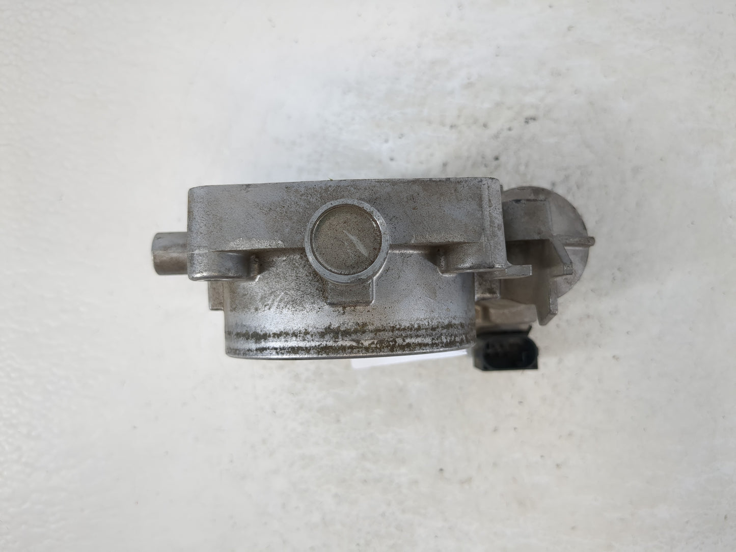 2001-2006 Mercedes-Benz S430 Throttle Body P/N:A 113 141 01 25 Fits Fits 2001 2002 2003 2004 2005 2006 2007 2008 2009 2010 2011 OEM Used Auto Parts - Oemusedautoparts1.com