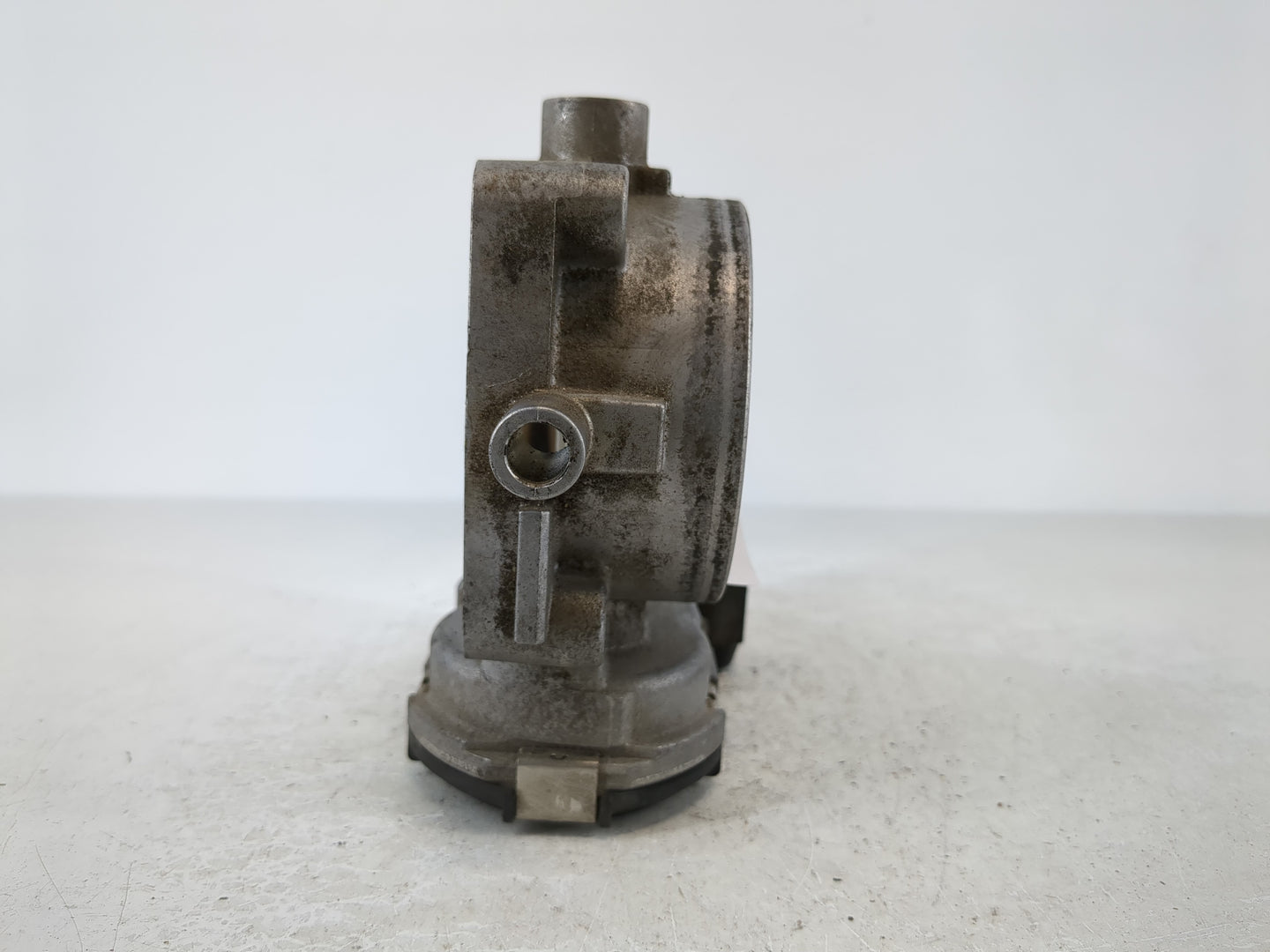 2001-2006 Mercedes-Benz S430 Throttle Body P/N:A 113 141 01 25 Fits Fits 2001 2002 2003 2004 2005 2006 2007 2008 2009 2010 2011 OEM Used Auto Parts - Oemusedautoparts1.com