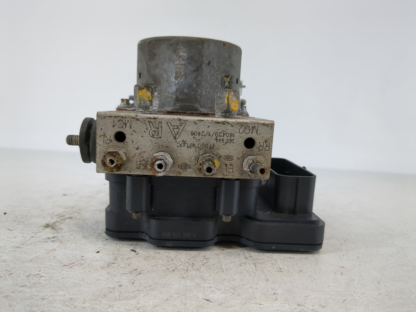 2016-2018 Nissan Sentra ABS Pump Control Module Replacement P/N:47660 4FU0C Fits Fits 2016 2017 2018 OEM Used Auto Parts - Oemusedautoparts1.com
