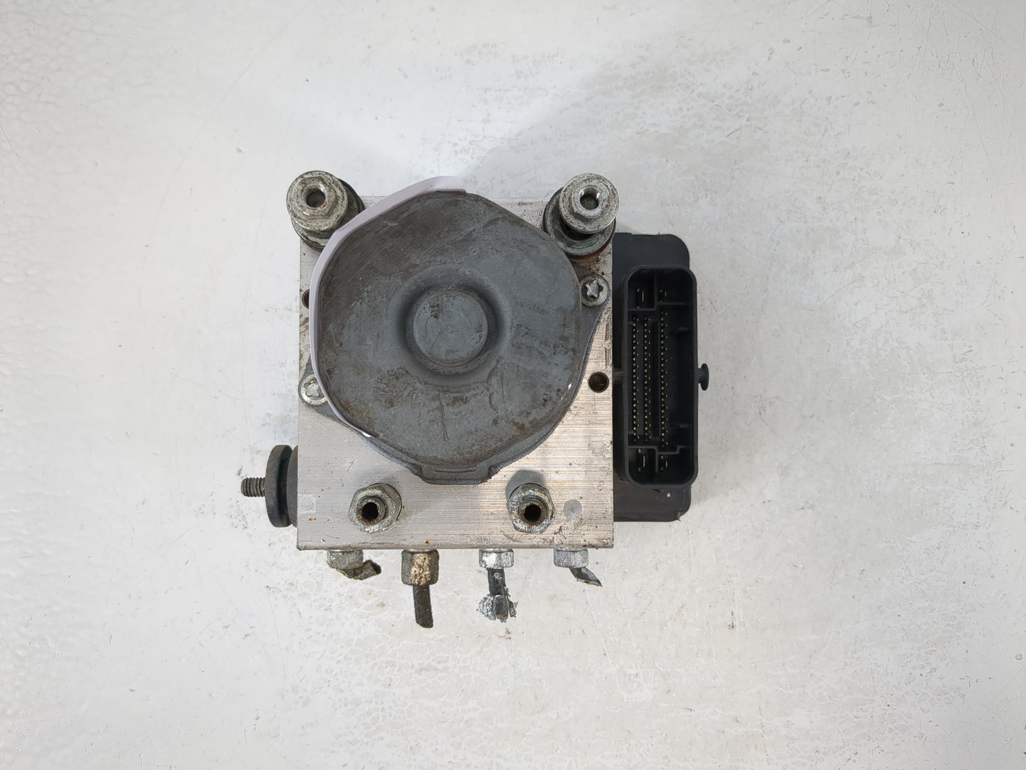 2015 Nissan Sentra ABS Pump Control Module Replacement P/N:151023/3/2569 269 661, 47660 9A80A Fits OEM Used Auto Parts - Oemusedautoparts1.com
