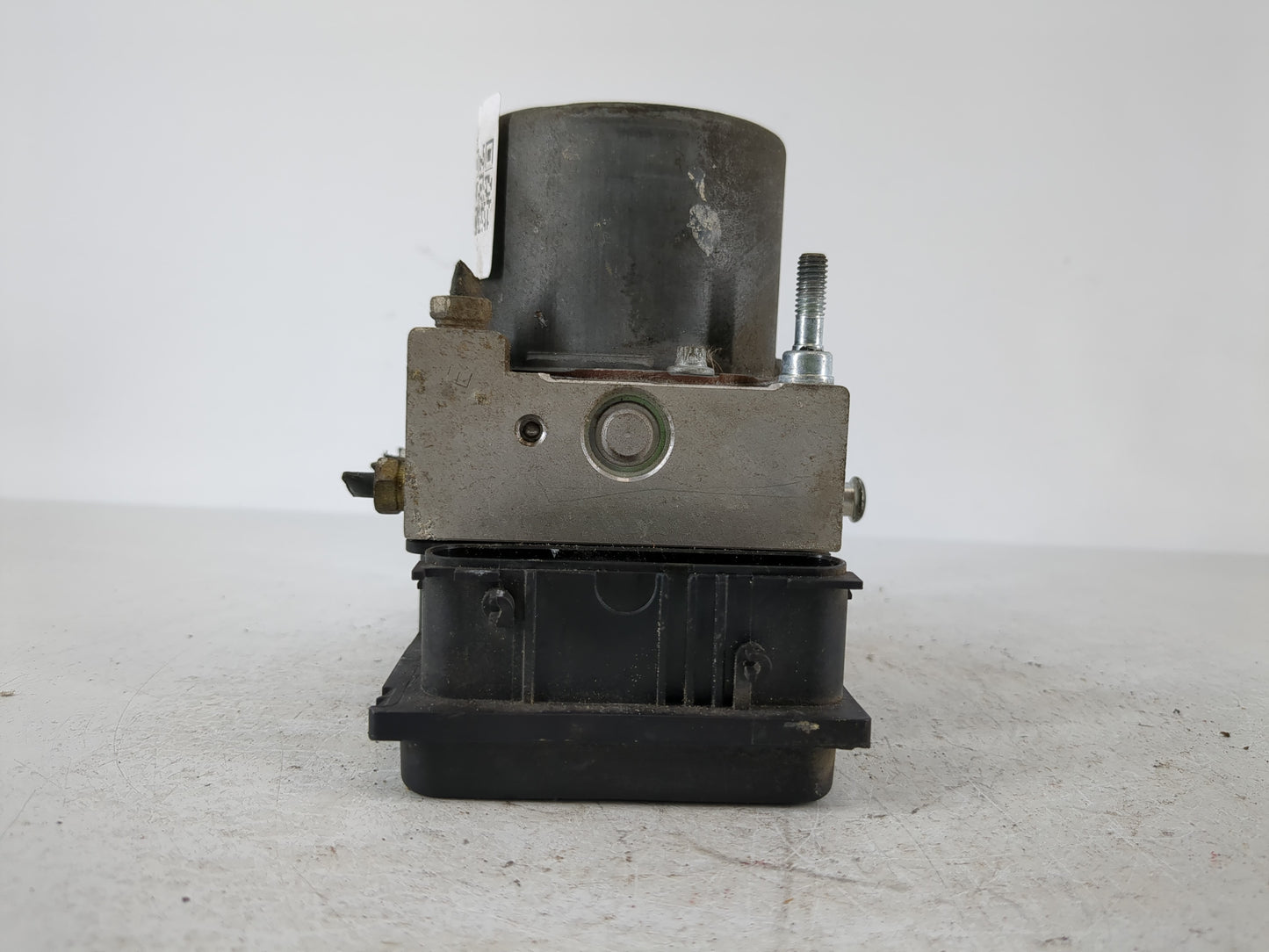 2007-2010 Nissan Sentra ABS Pump Control Module Replacement P/N:47660 ET00A Fits Fits 2007 2008 2009 2010 OEM Used Auto Parts