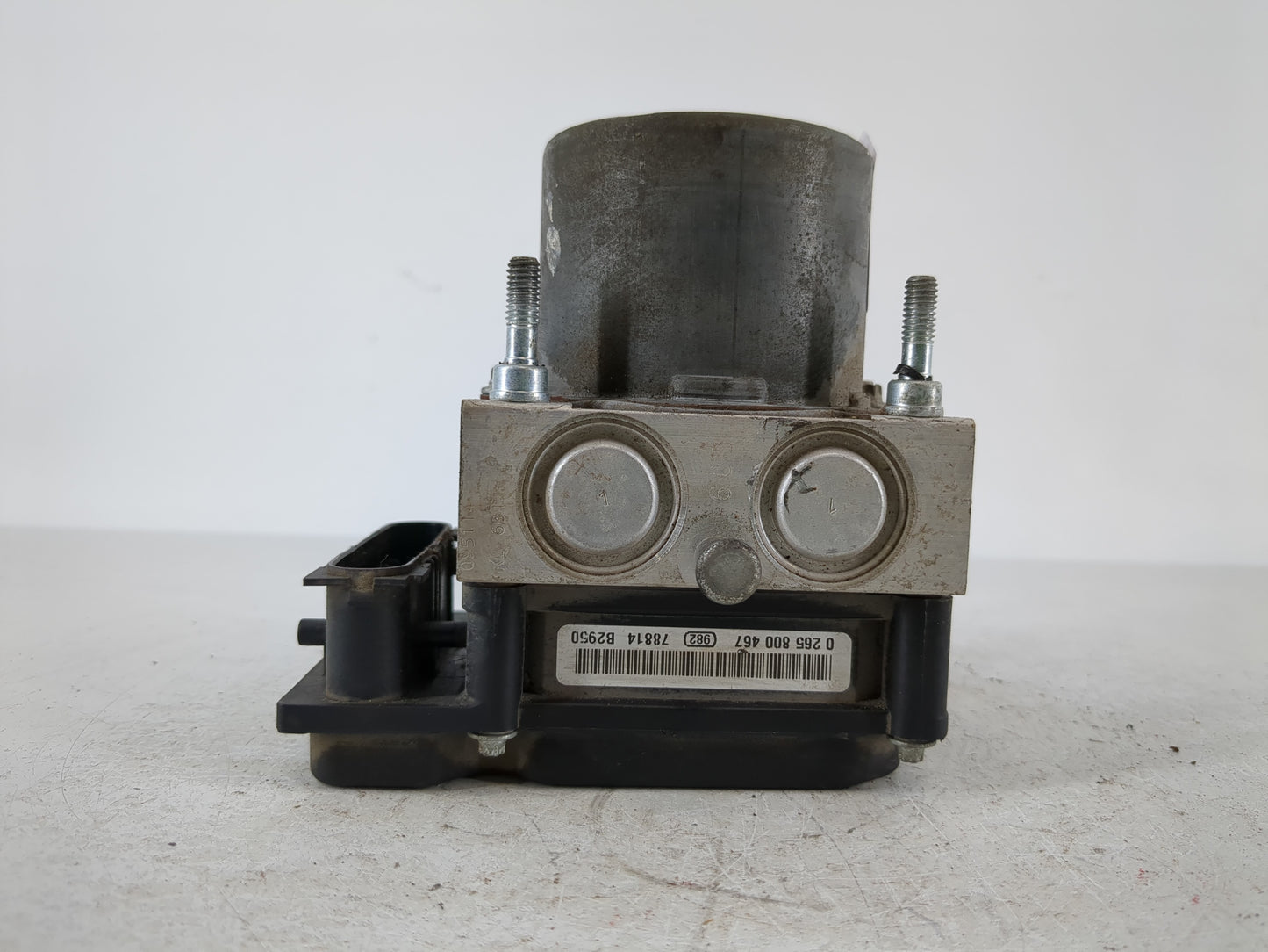 2007-2010 Nissan Sentra ABS Pump Control Module Replacement P/N:47660 ET00A Fits Fits 2007 2008 2009 2010 OEM Used Auto Parts