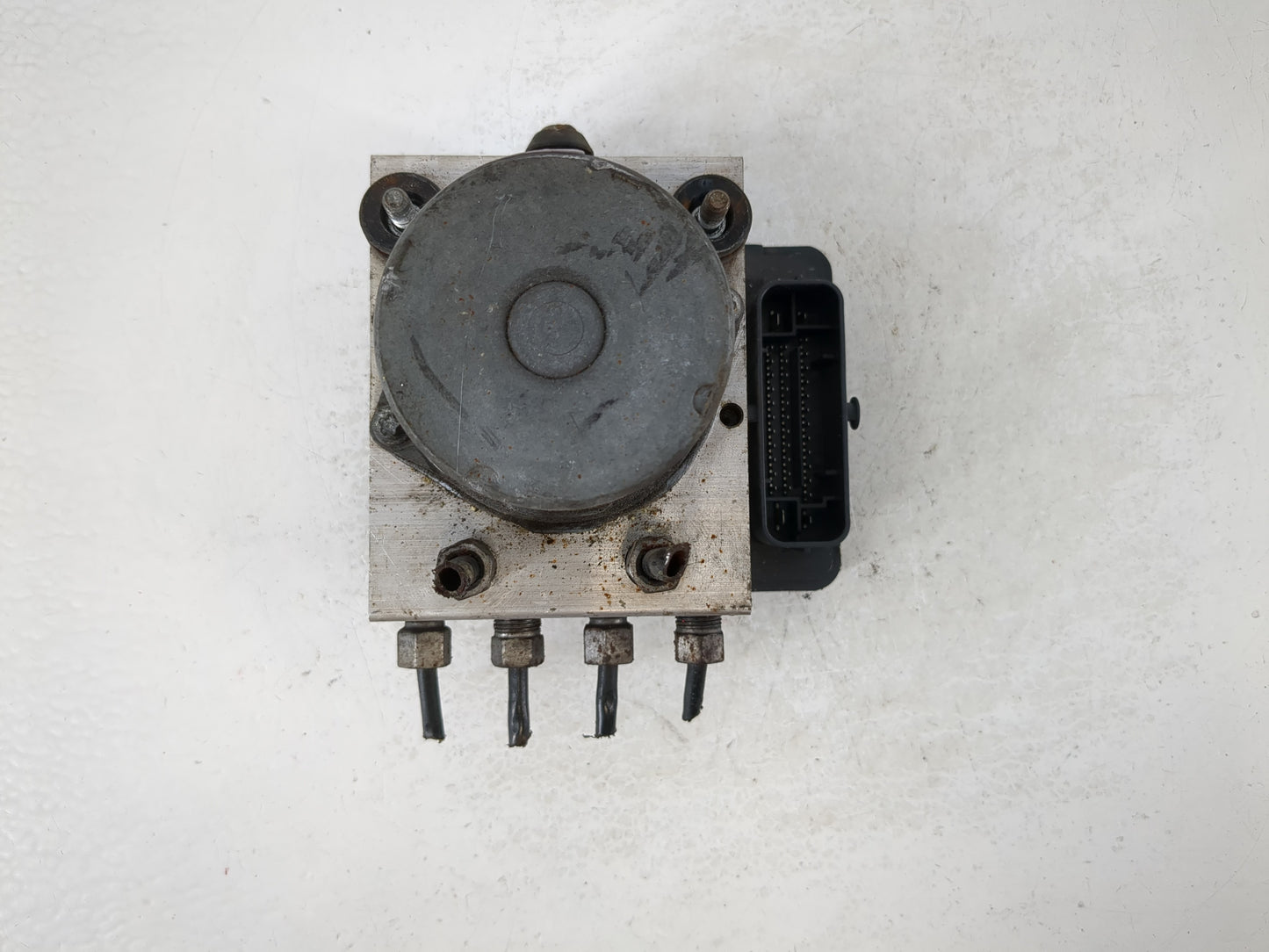 2015 Dodge Caravan ABS Pump Control Module Replacement P/N:P68183803AC Fits Fits 2016 2017 2018 2019 2020 OEM Used Auto Parts