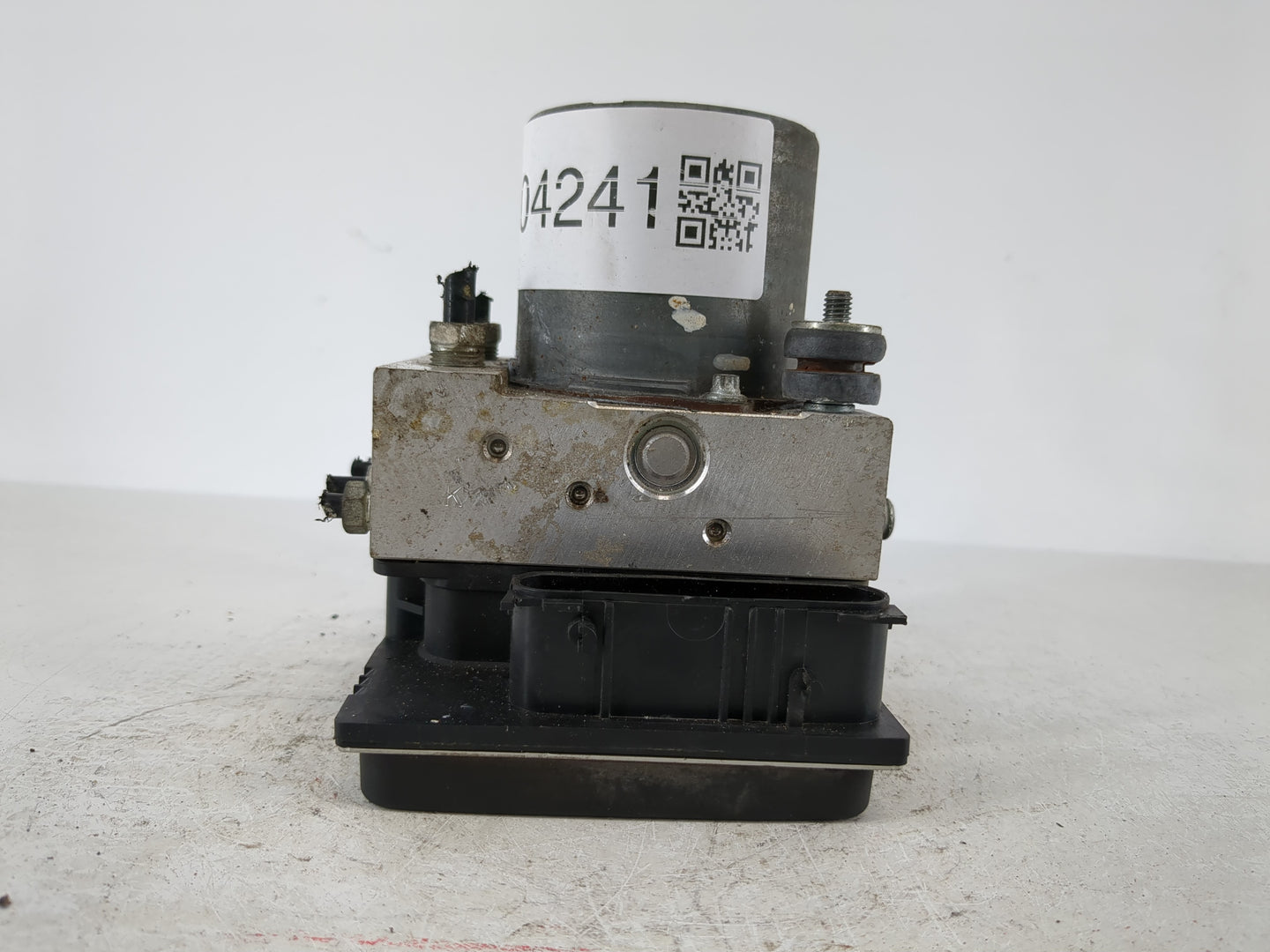 2012 Nissan Sentra ABS Pump Control Module Replacement P/N:0 265 251 618 AC Fits OEM Used Auto Parts - Oemusedautoparts1.com