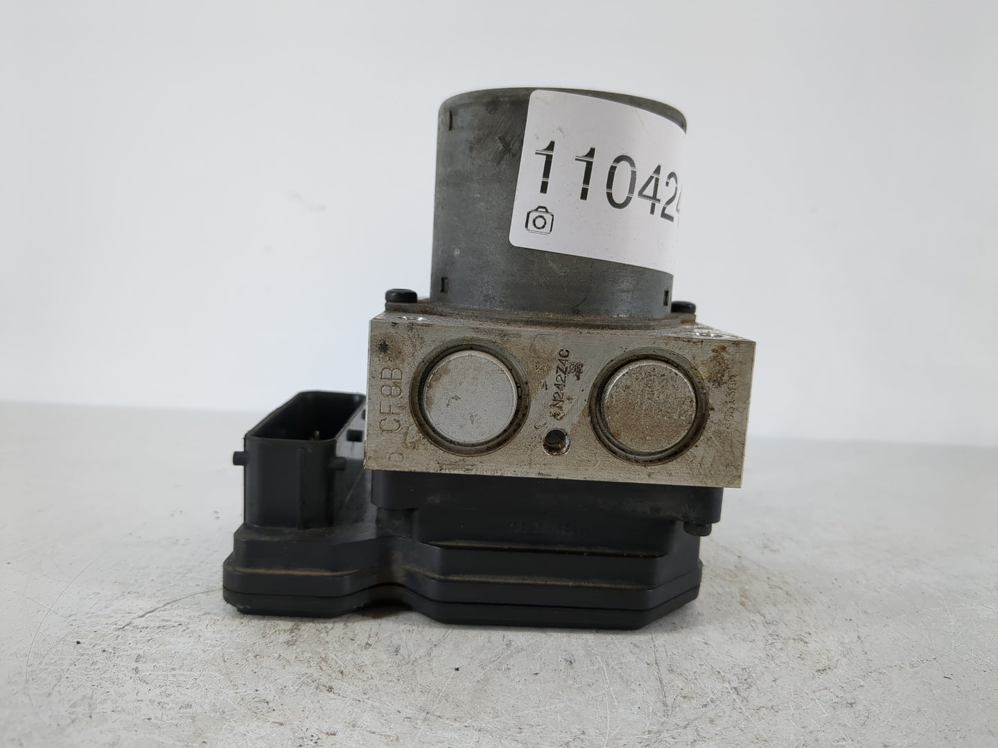 2014 Hyundai Genesis ABS Pump Control Module Replacement P/N:58920-2M860 Fits OEM Used Auto Parts - Oemusedautoparts1.com