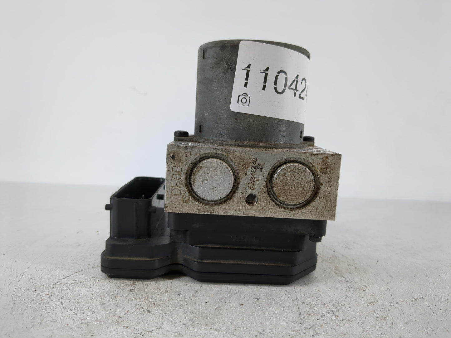 2014 Hyundai Genesis ABS Pump Control Module Replacement P/N:58920-2M860 Fits OEM Used Auto Parts - Oemusedautoparts1.com